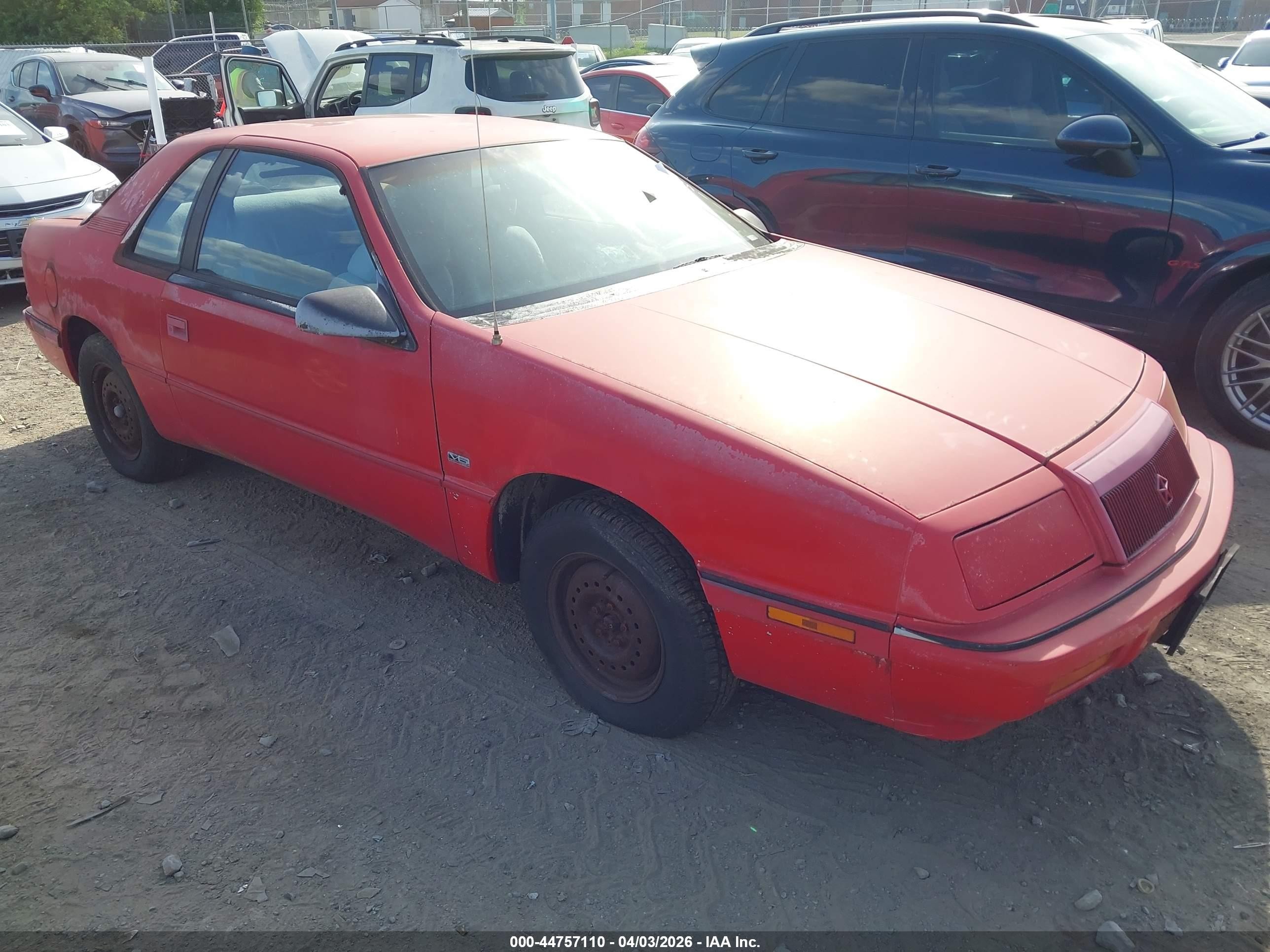1992 Chrysler LeBaron, VIN 1C3XU413XNF199795 — Normal wear