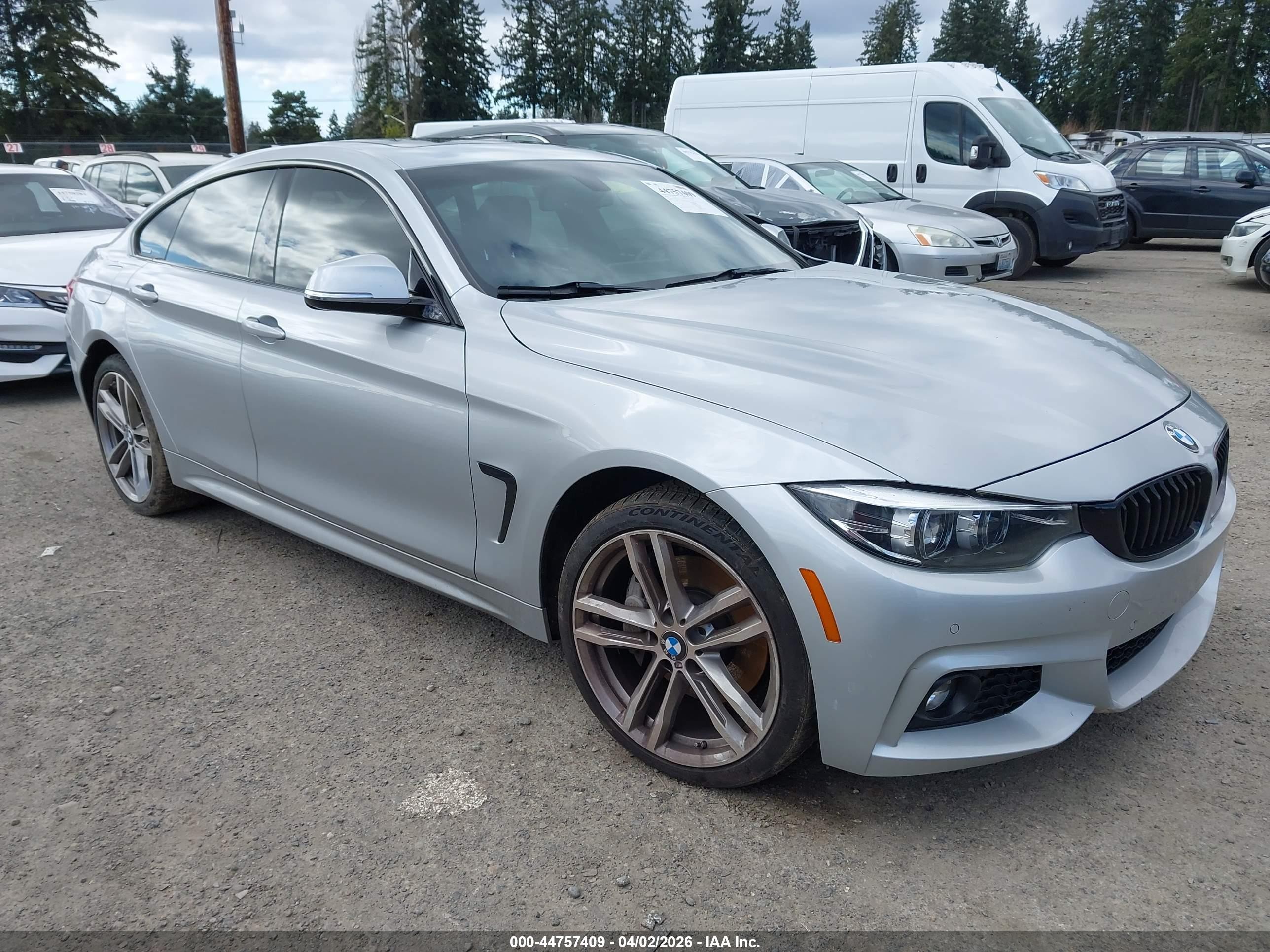 2018 BMW 4 Series 430i xDrive, VIN WBA4J3C56JBL04265 — Rear end