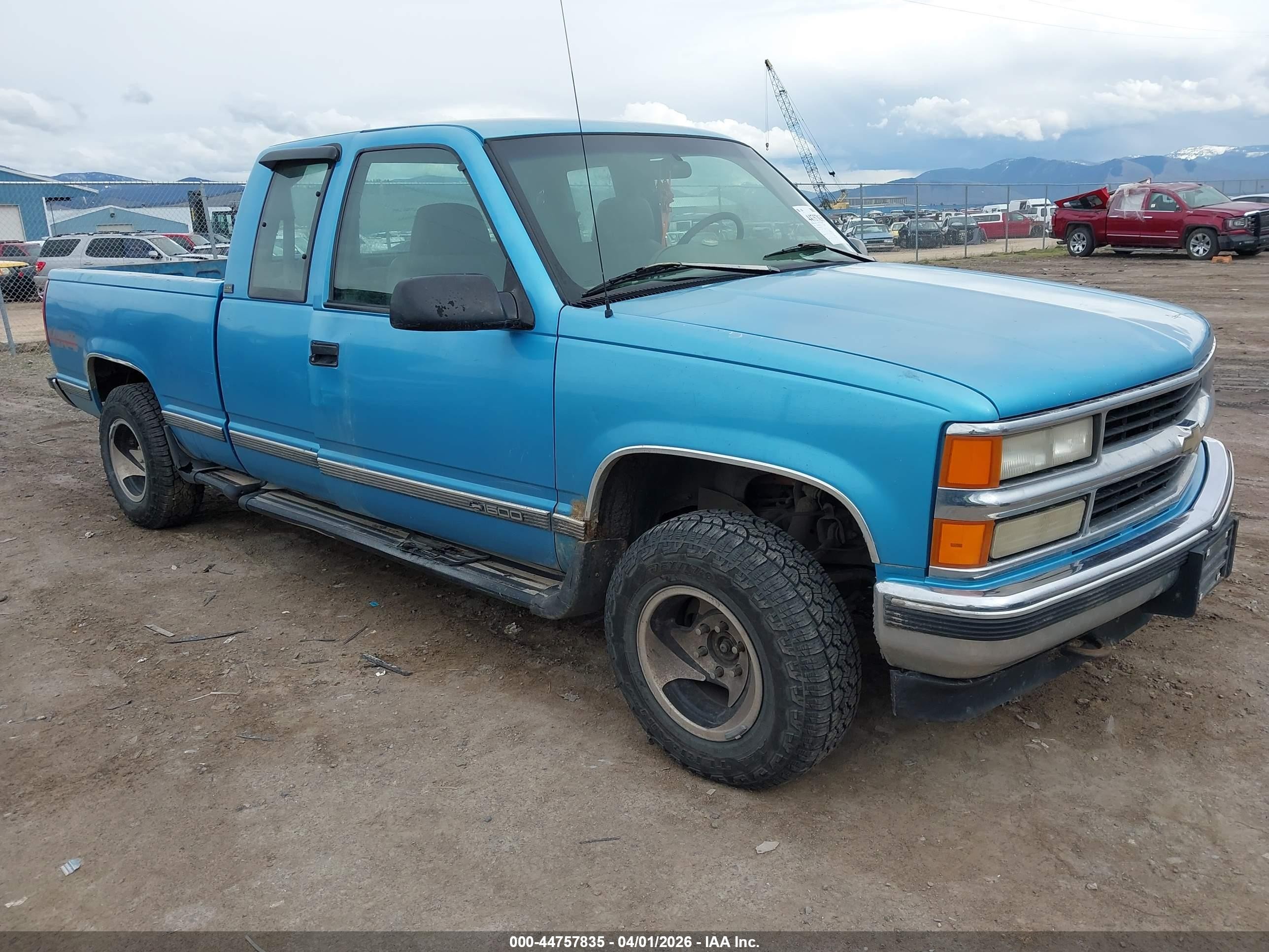 1995 Chevrolet K1500, VIN 1GCEK19HXSE258532 — All over