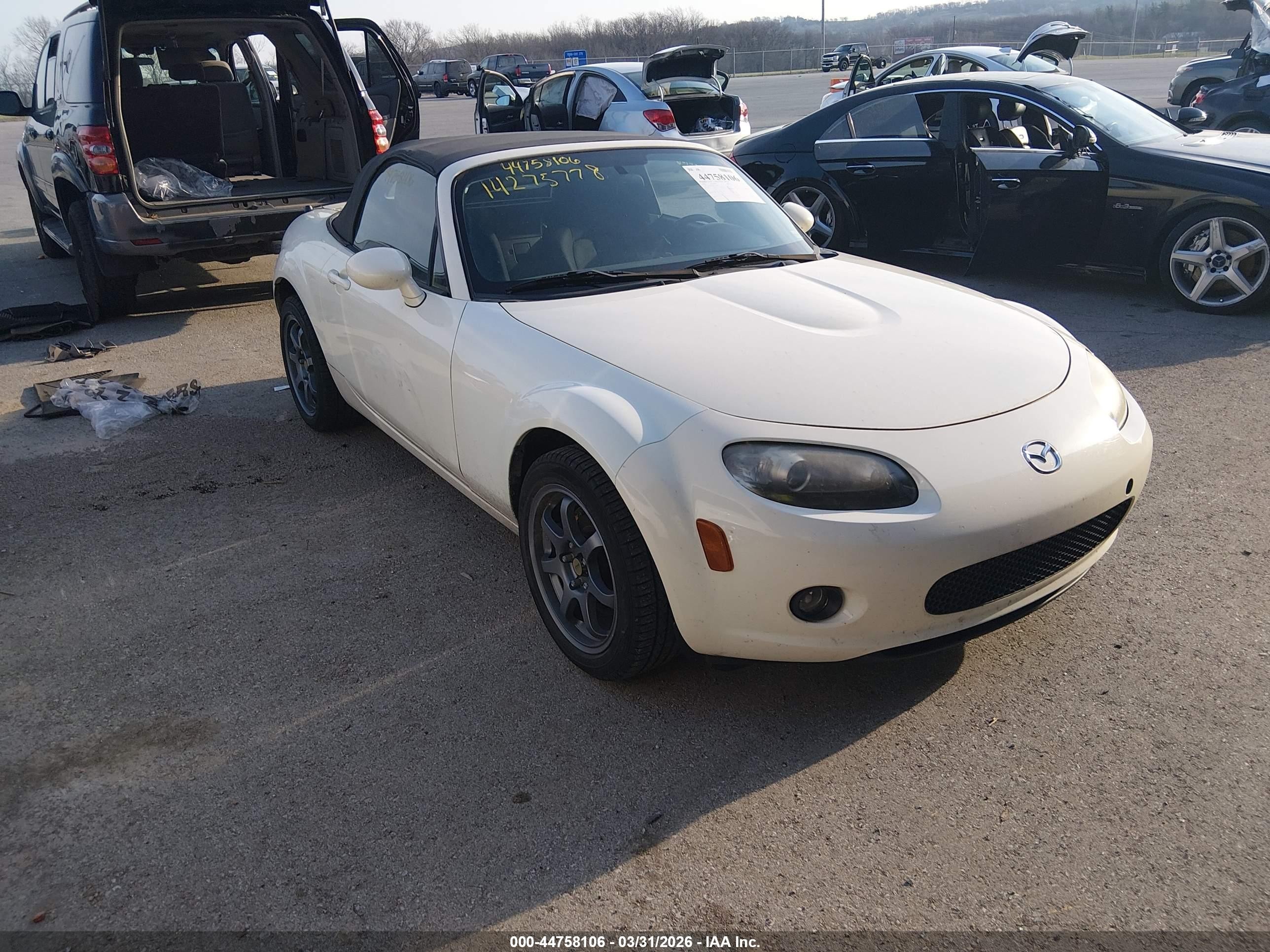 2006 Mazda MX-5 Miata Touring, VIN JM1NC25F460111018 — Rear end