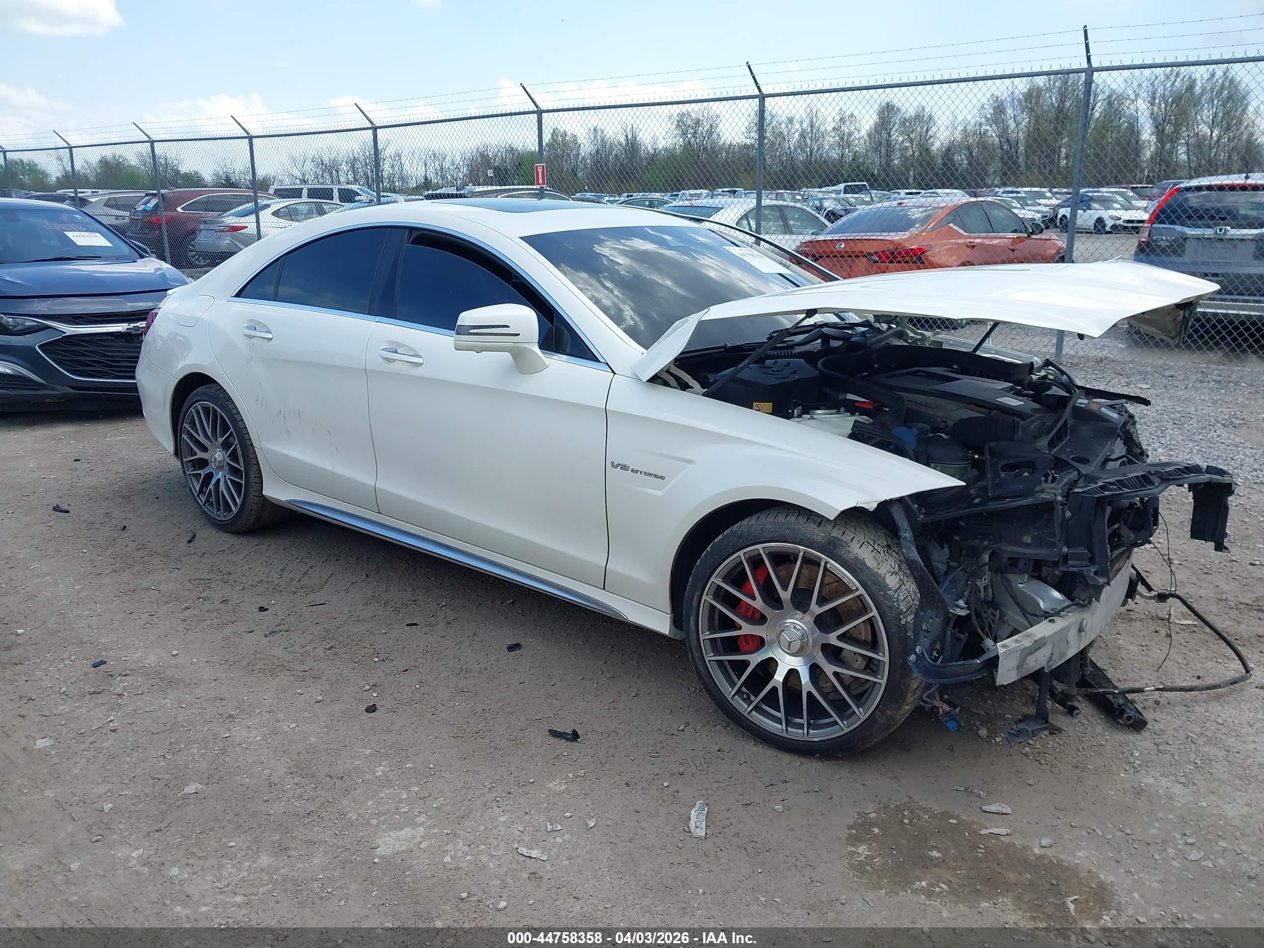 2015 Mercedes-Benz CLS 63 S AMG, VIN WDDLJ7GB4FA134657 — Front end