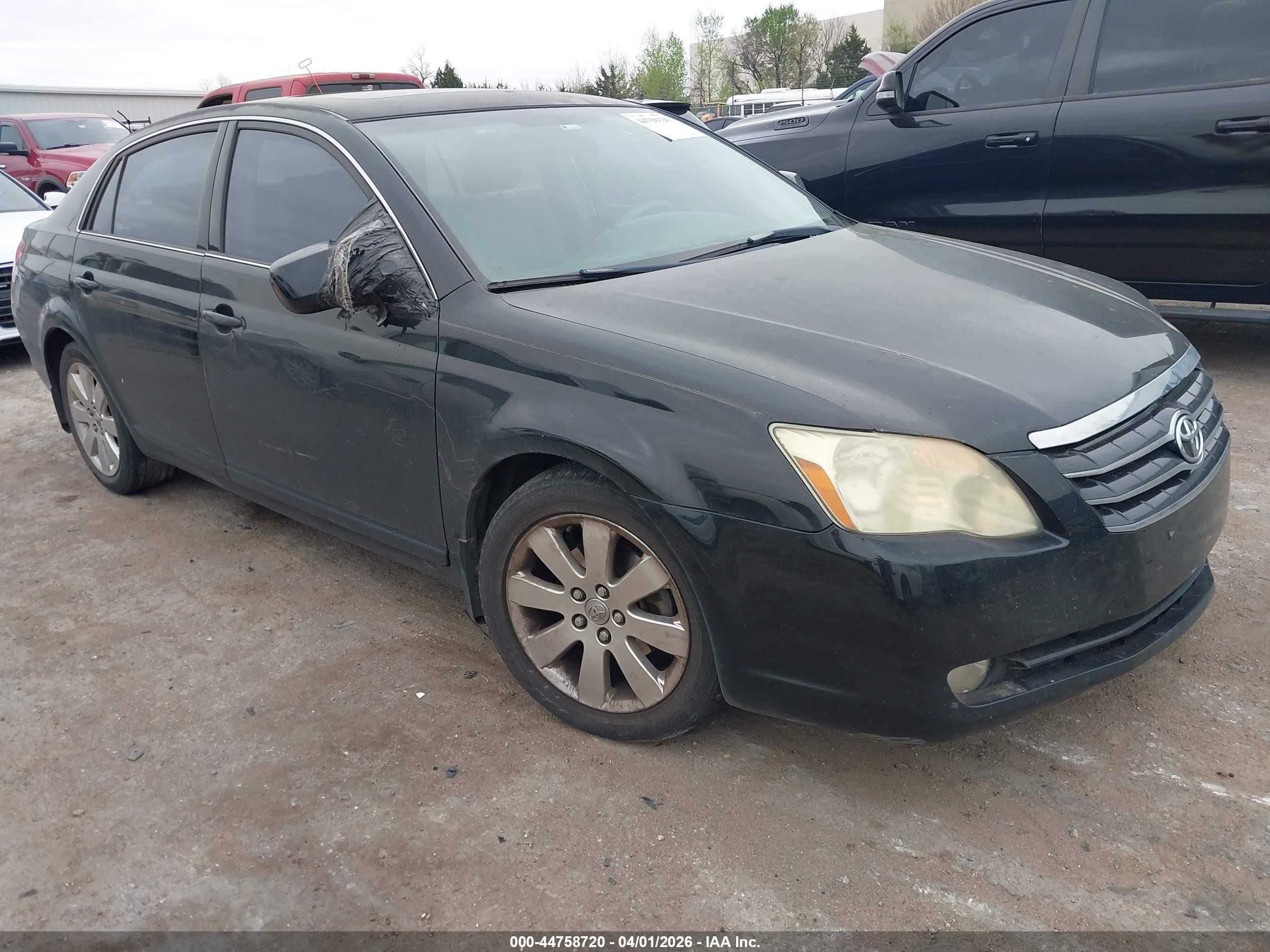 2006 Toyota Avalon XLS, VIN 4T1BK36B46U128168 — Front end