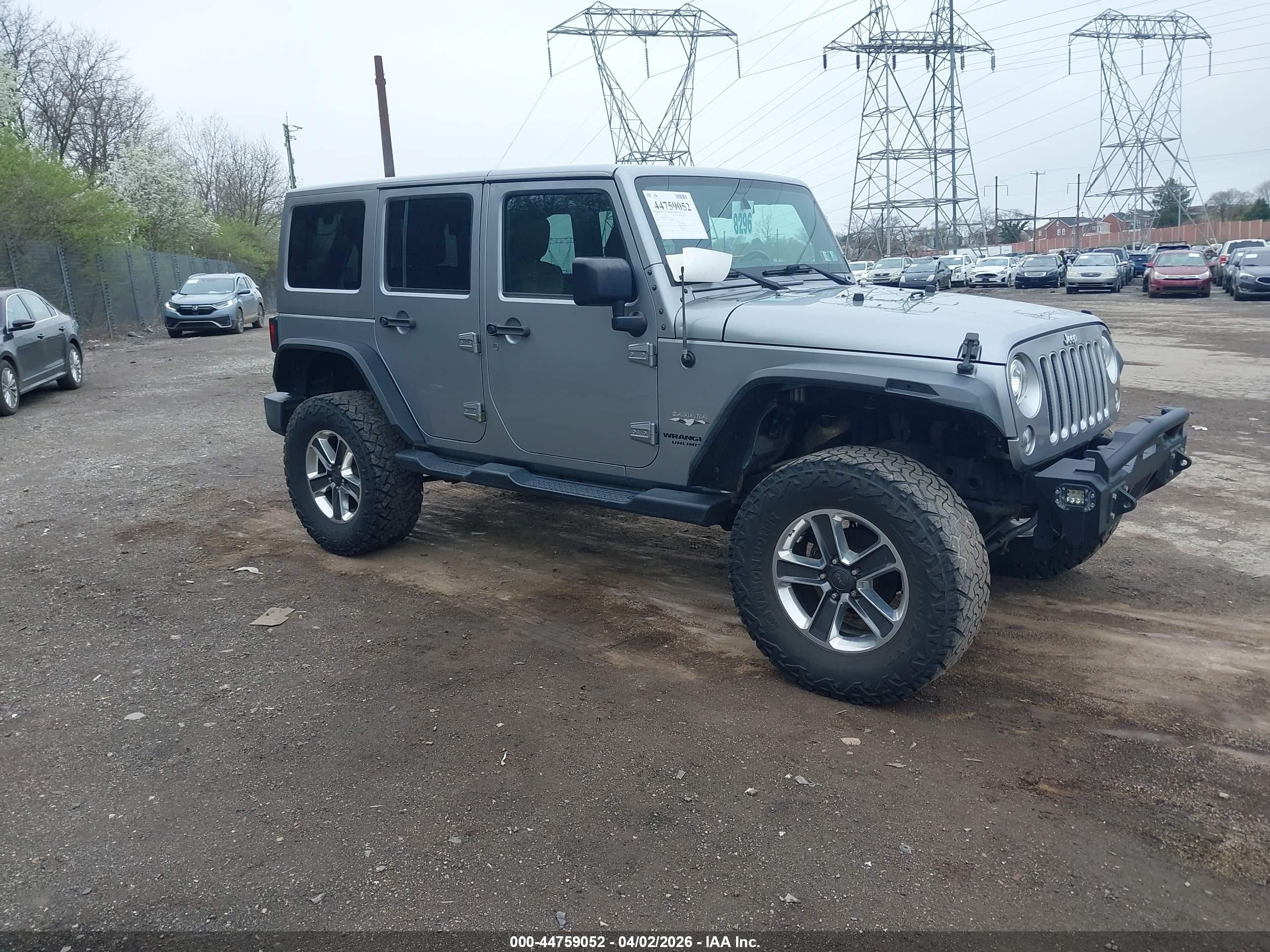 2017 Jeep Wrangler Unlimited 75th Anniversary, VIN 1C4HJWEG5HL526627 — Frame damage