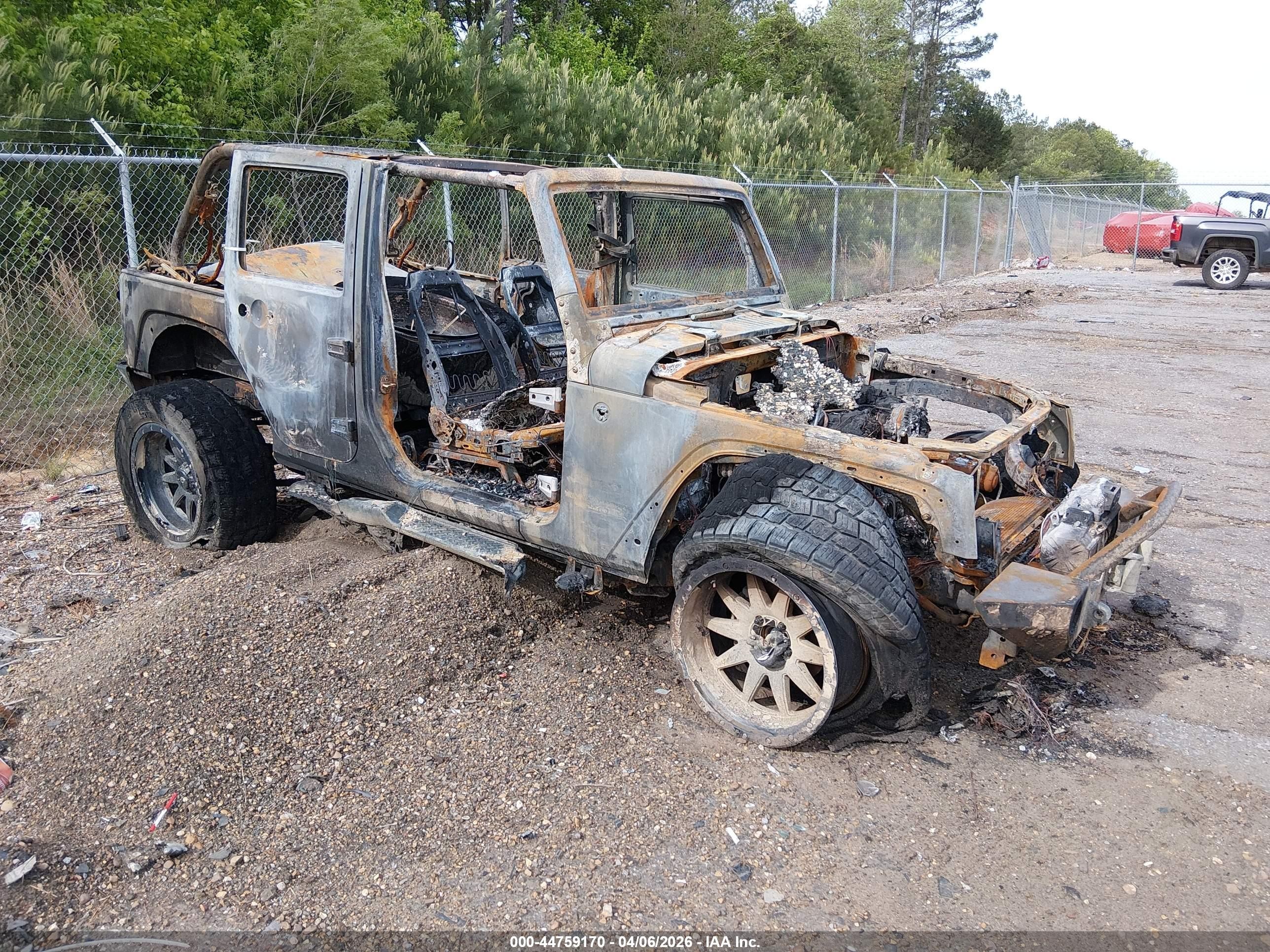 2017 Jeep Wrangler Unlimited Sport, VIN 1C4BJWDG6HL581207 — Burn