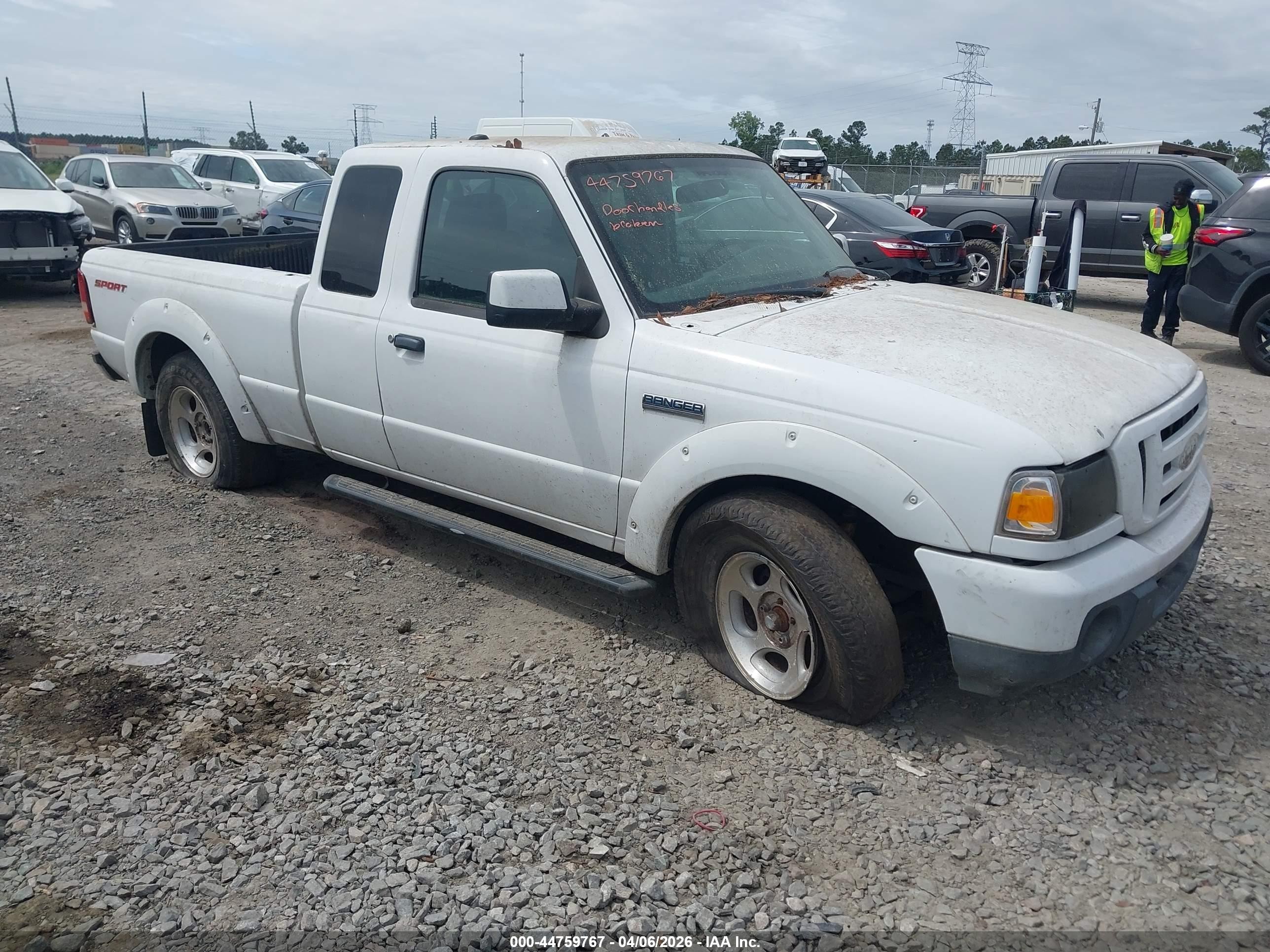 2011 Ford Ranger XLT, VIN 1FTKR4EE7BPA60801 — Rear end