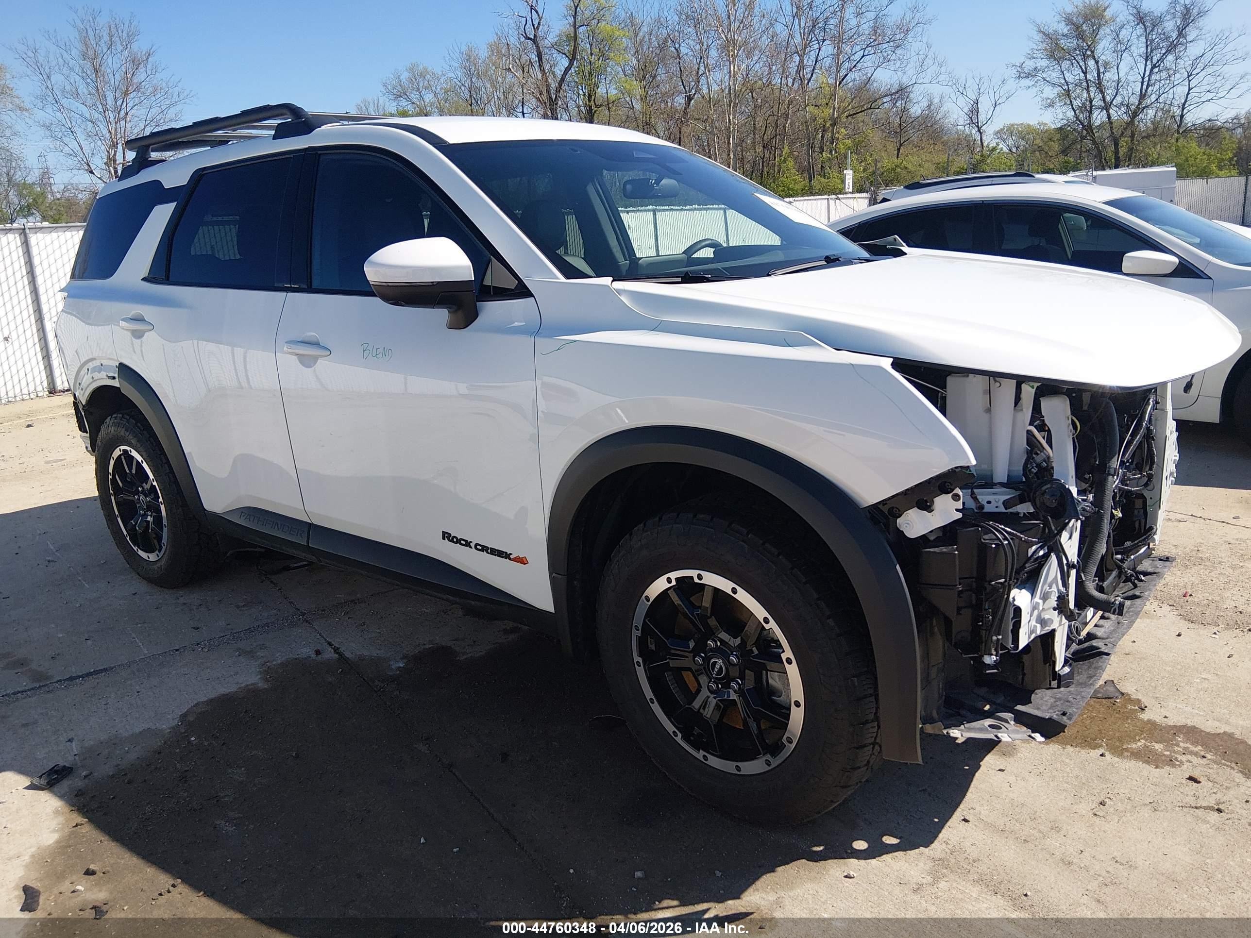 2025 Nissan Pathfinder Rock Creek, VIN 5N1DR3BD9SC317250 — Перед