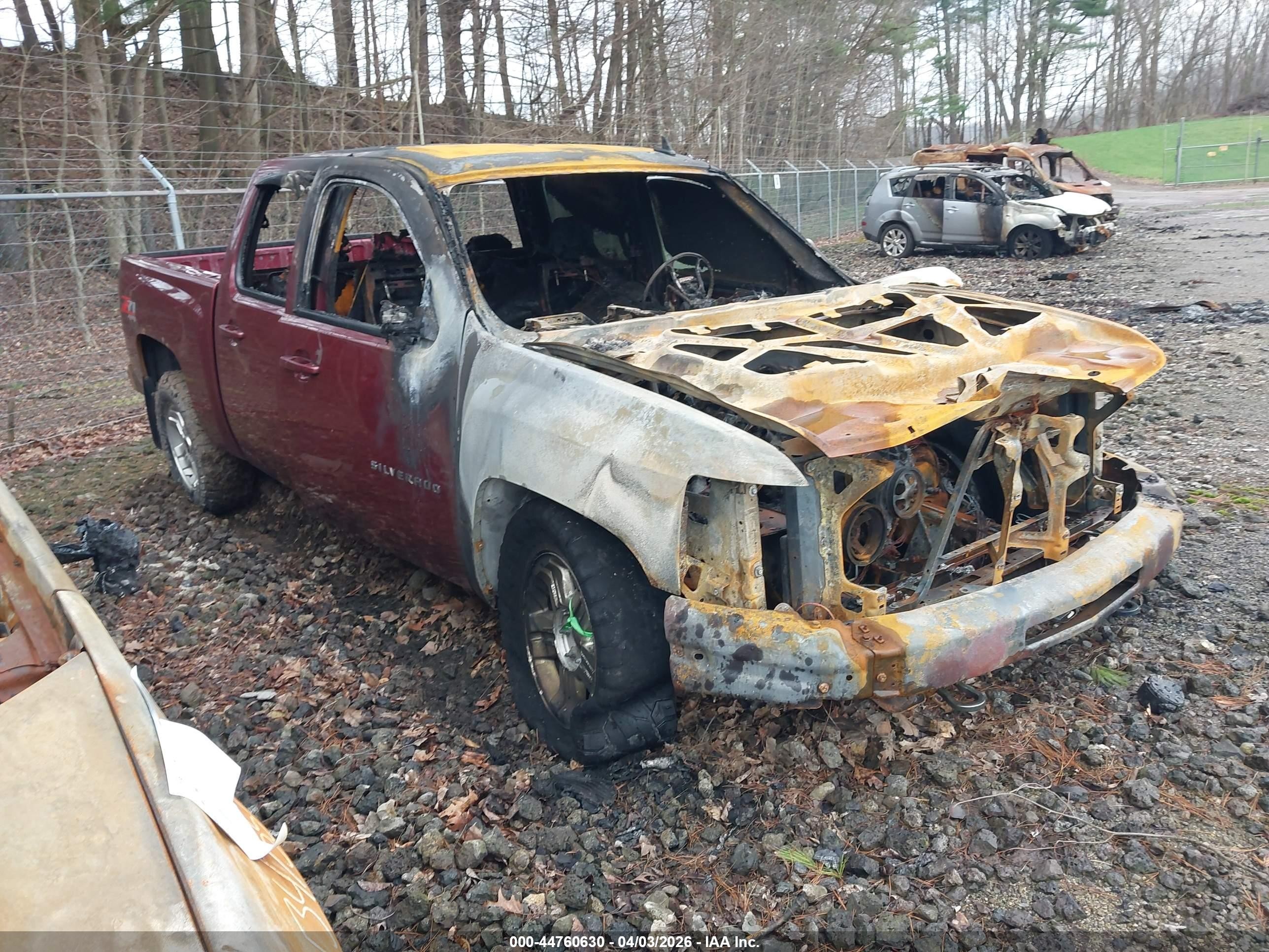 2013 Chevrolet Silverado 1500 LTZ, VIN 3GCPKTE7XDG342833 — Engine fire