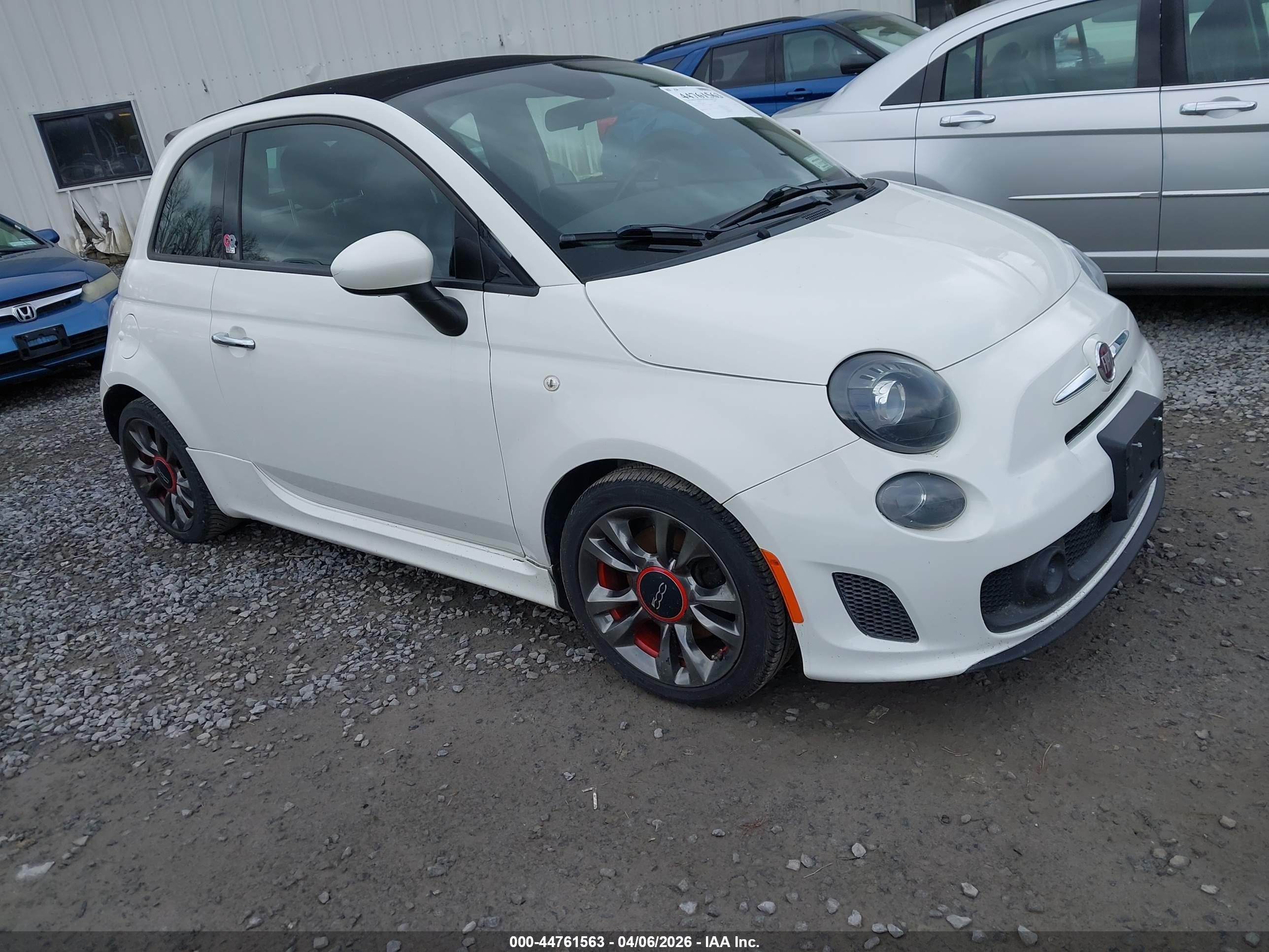 2014 FIAT 500 GQ Edition, VIN 3C3CFFJH8ET188509 — Normal wear