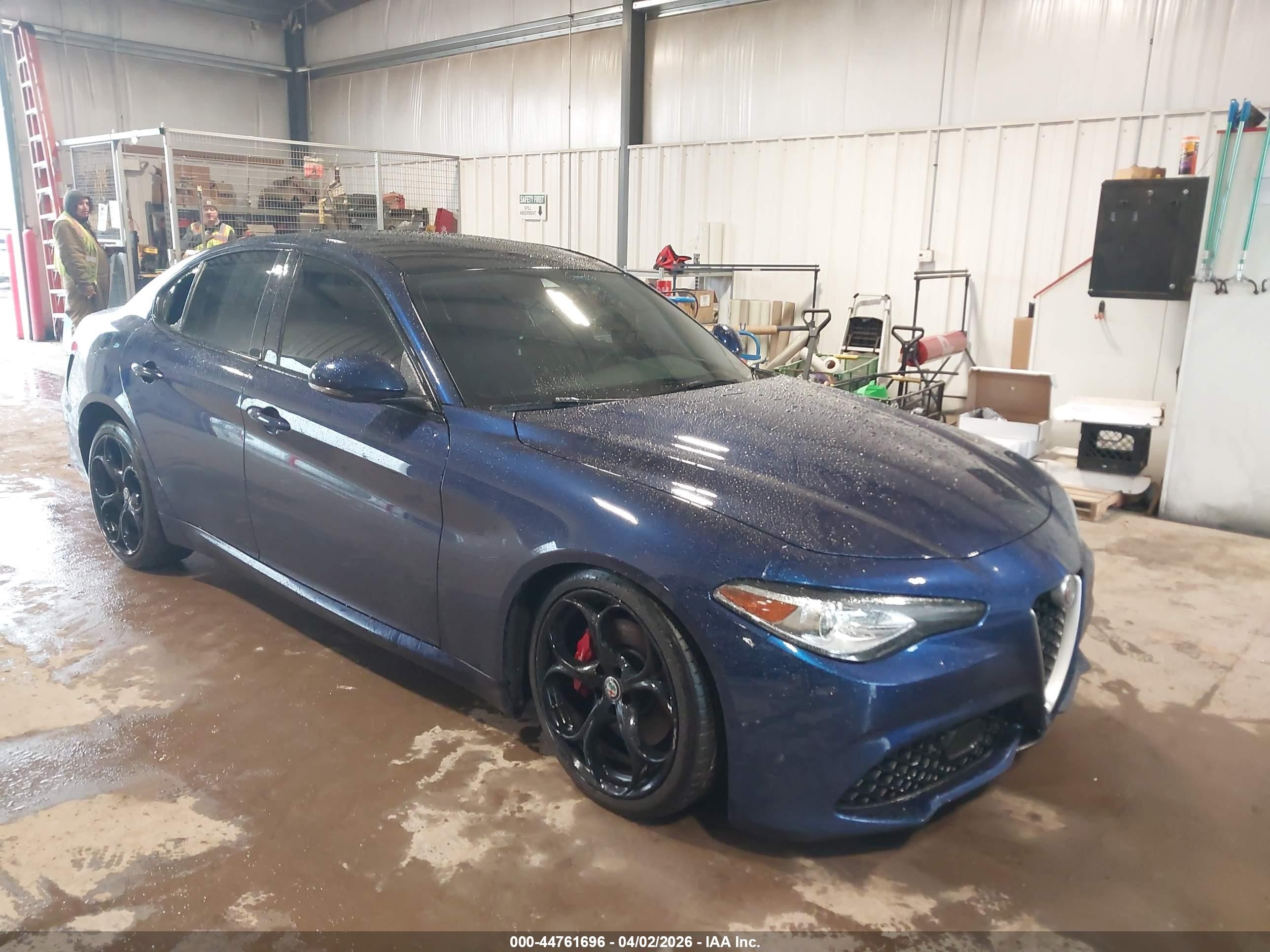 2018 Alfa Romeo Giulia Ti Sport, VIN ZARFAEEN5J7573628 — После угона