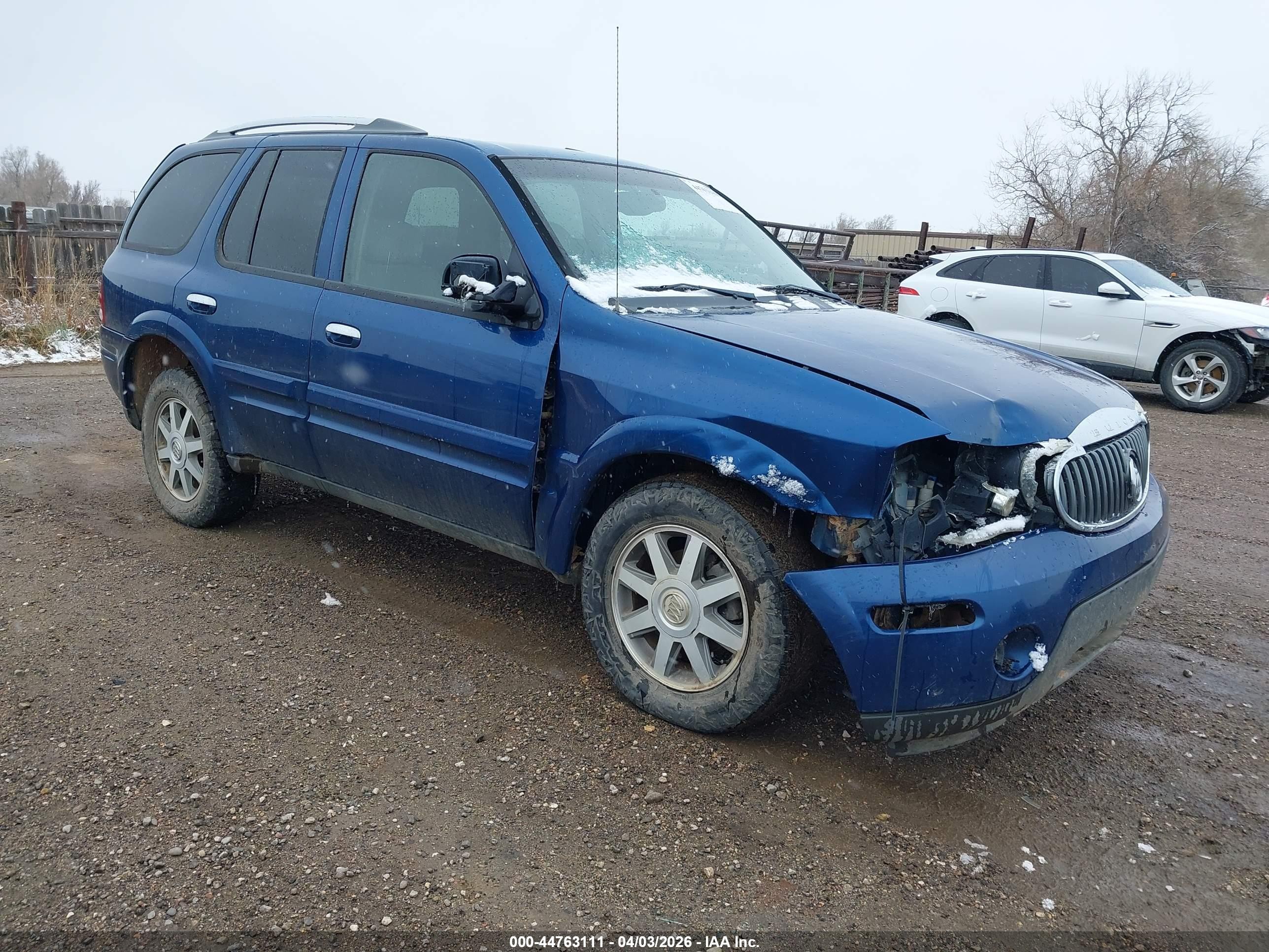 2006 Buick Rainier CXL, VIN 5GADT13S262122904 — Front end