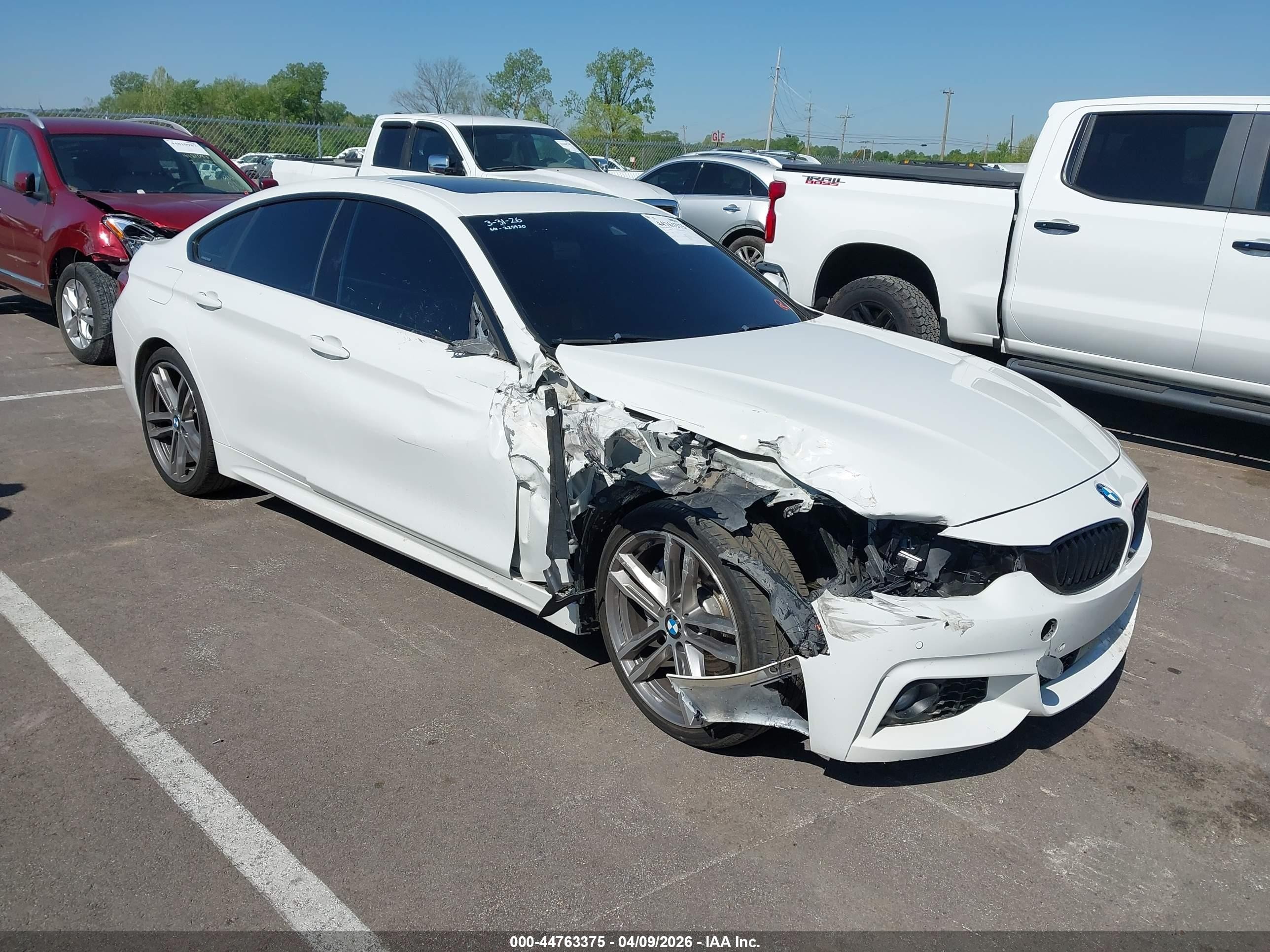 2018 BMW 4 Series 440i, VIN WBA4J5C56JBF07221 — Front end