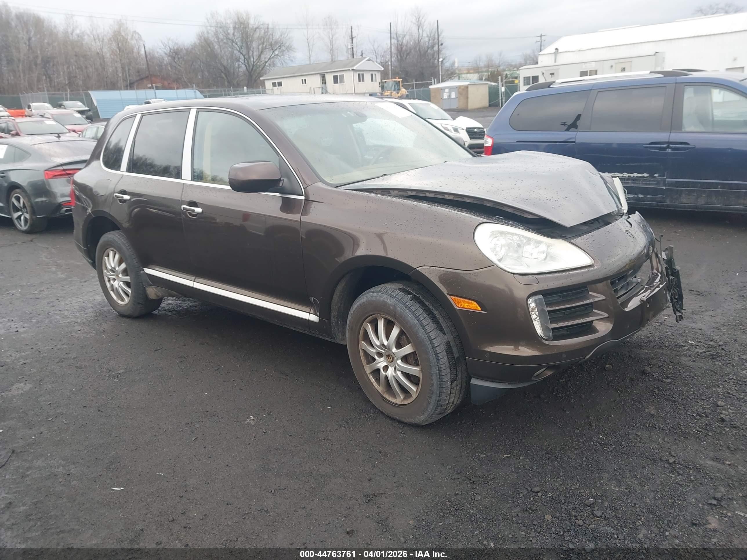 2010 Porsche Cayenne, VIN WP1AA2AP8ALA06331 — Front end