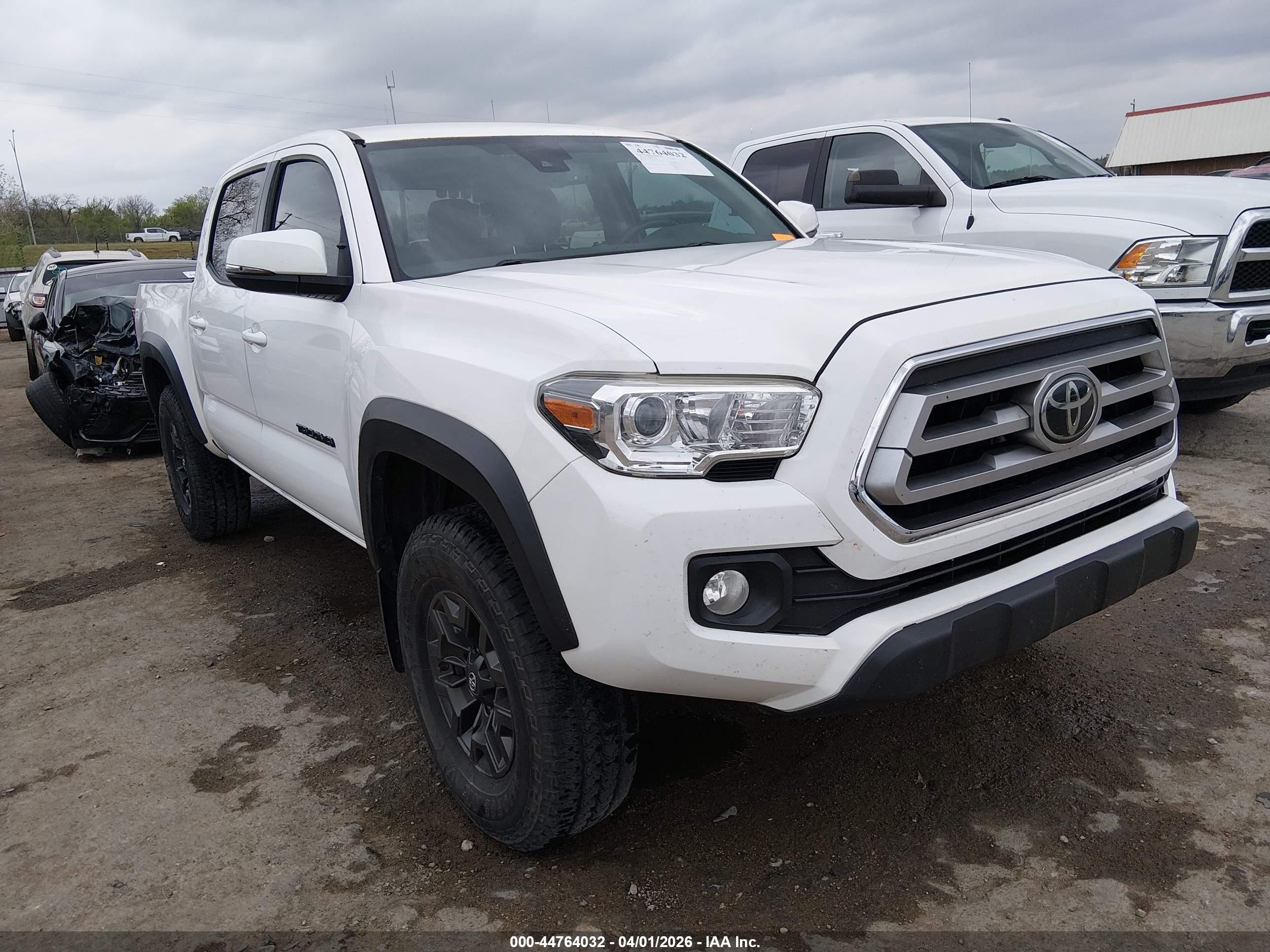 2021 Toyota Tacoma TRD Sport, VIN 5TFCZ5AN5MX248137 — Rear end