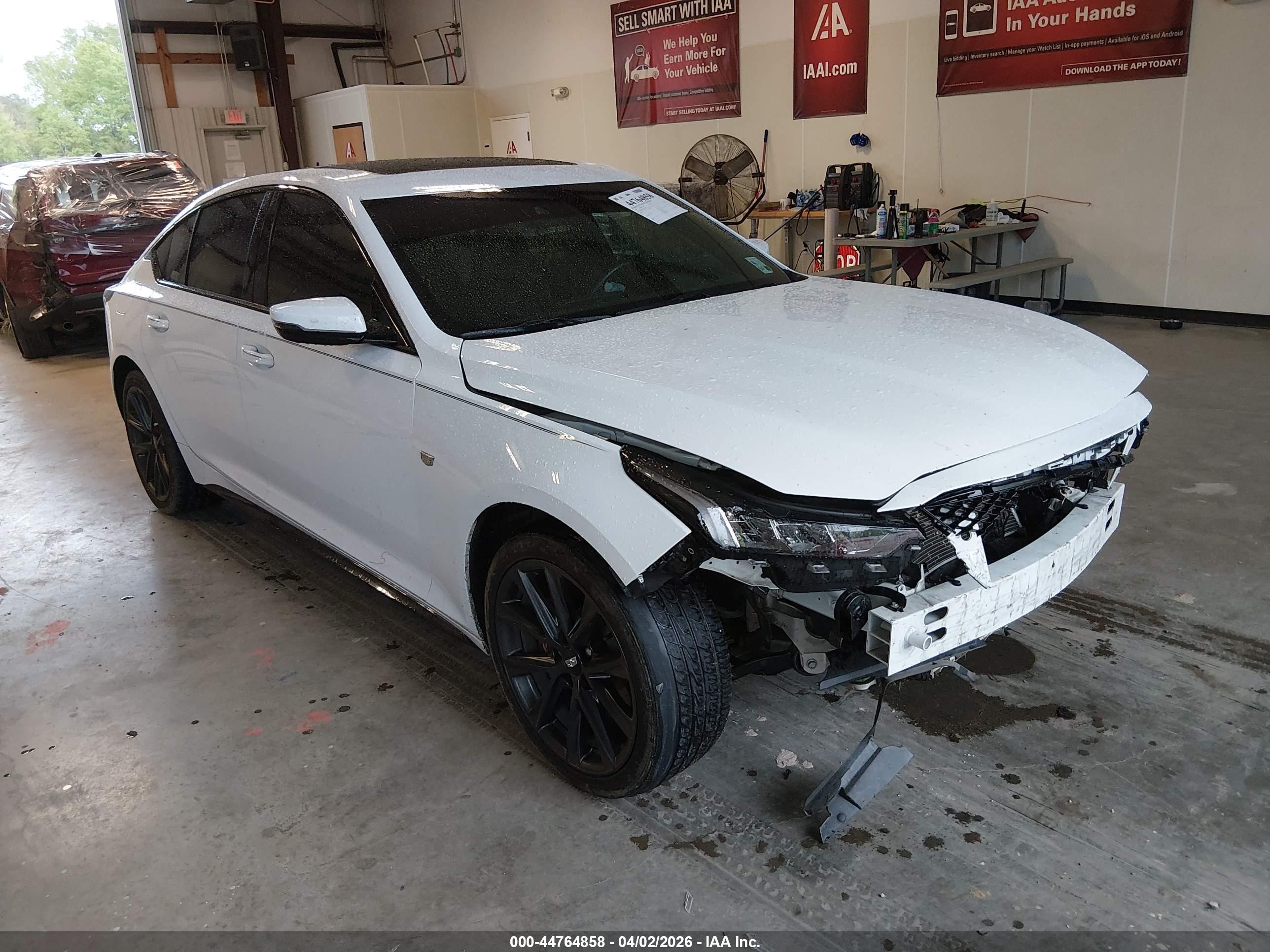 2022 Cadillac CT5 Sport, VIN 1G6DU5RK5N0118272 — Front end
