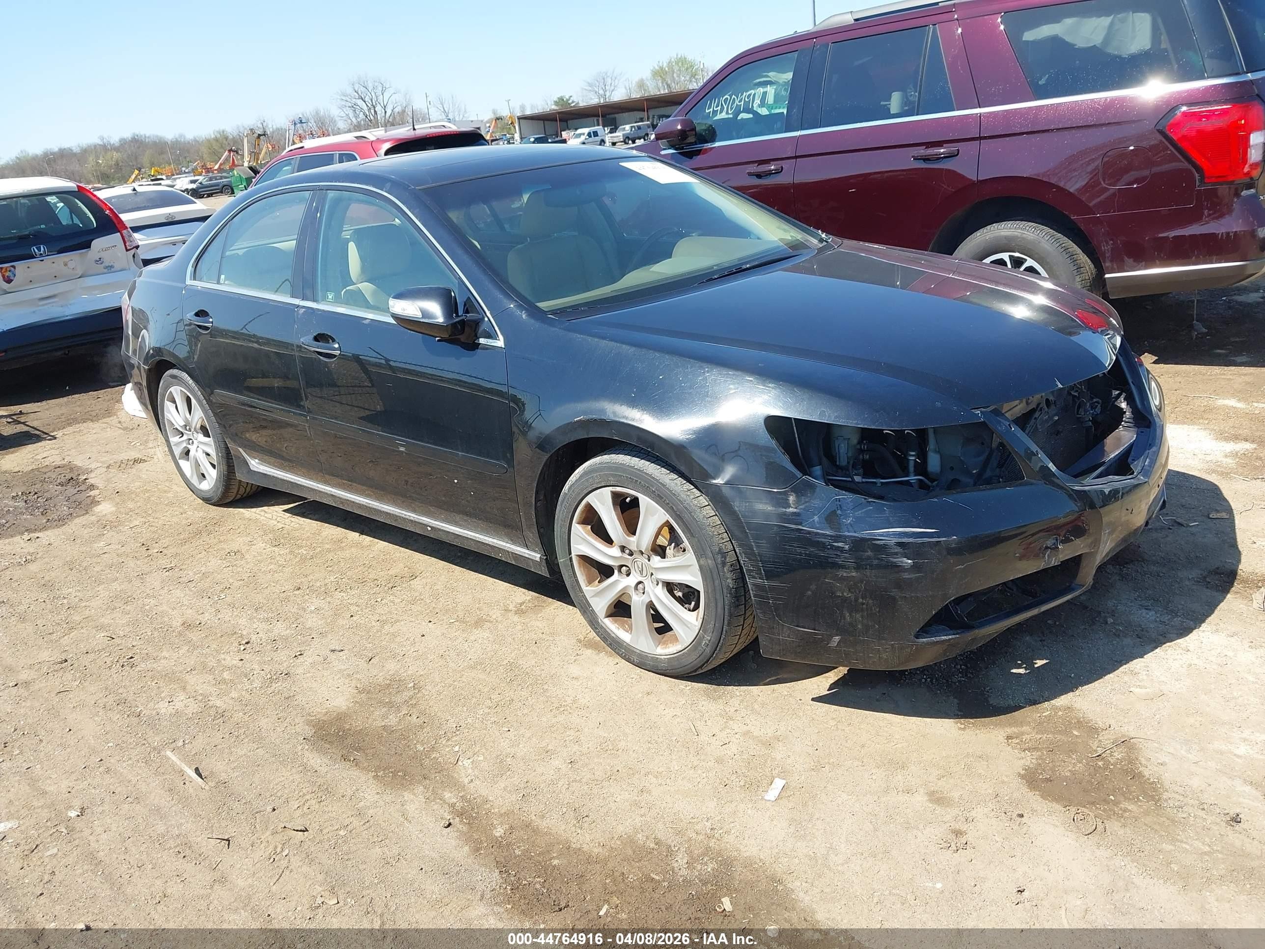 2010 Acura RL Technology, VIN JH4KB2F64AC002262 — Front end