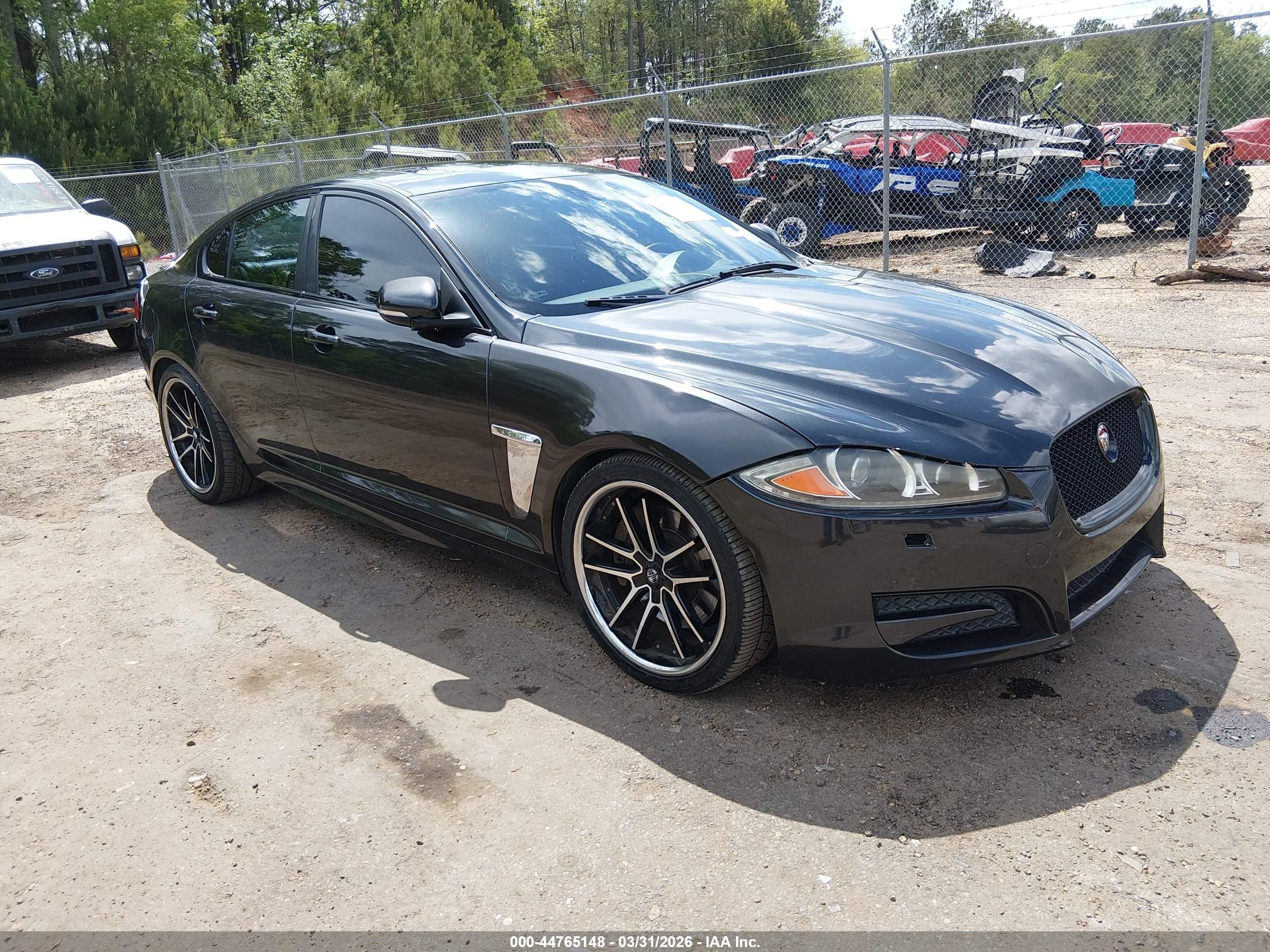 2015 Jaguar XF Portfolio, VIN SAJWA0F74F8U76324 — Front end