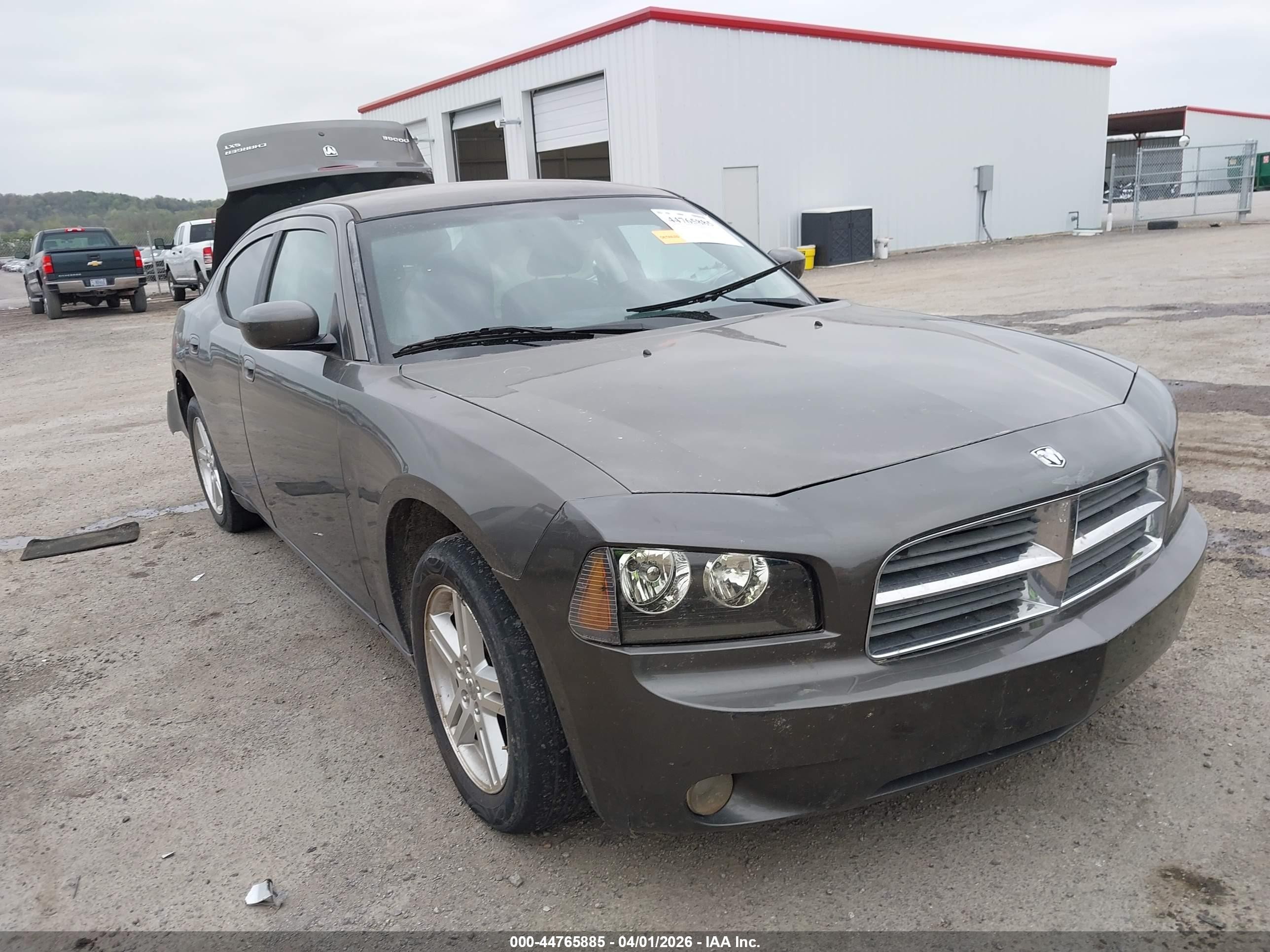 2010 Dodge Charger SXT, VIN 2B3CA3CV4AH181007 — Rear end