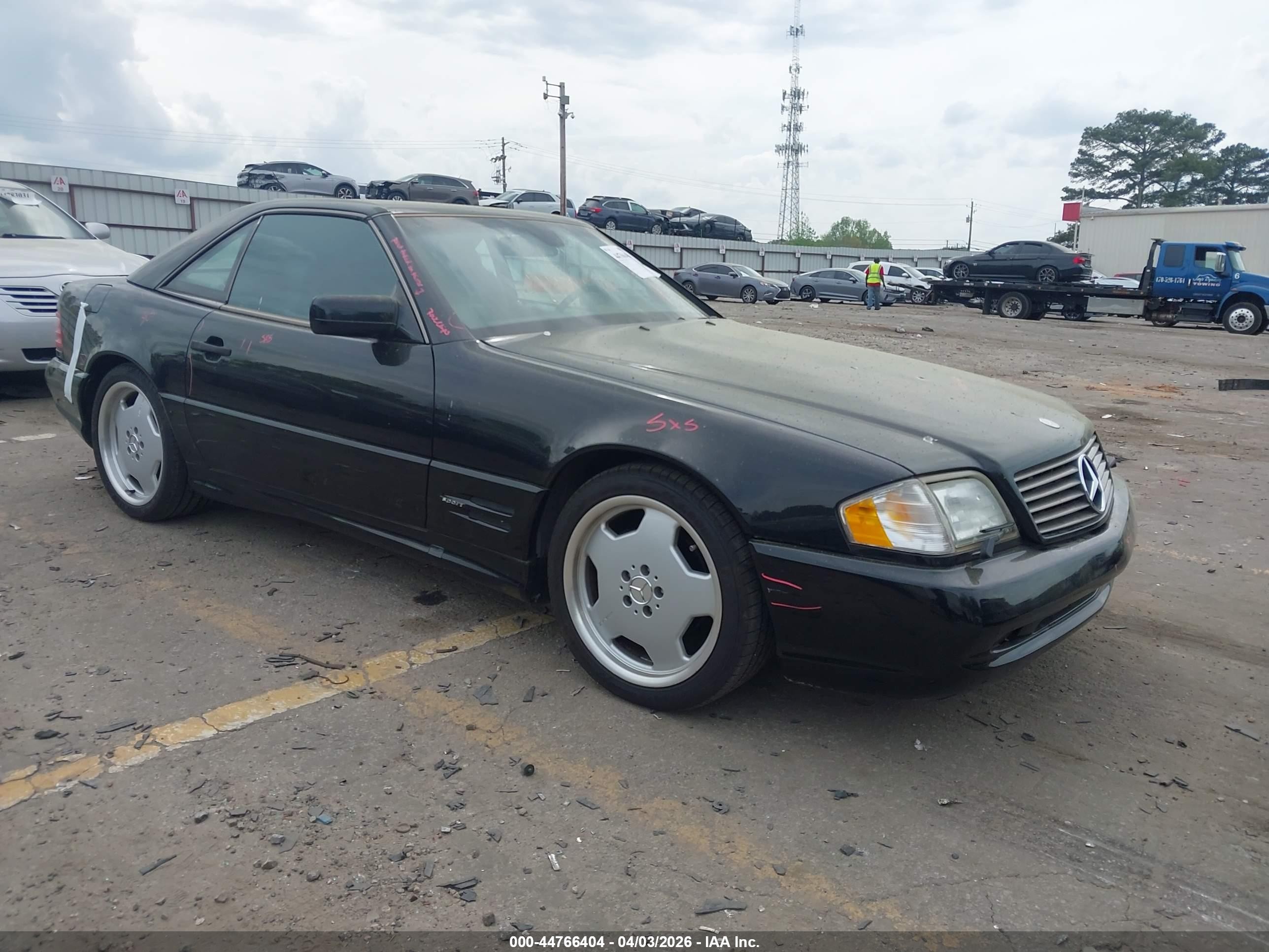1998 Mercedes-Benz SL 500, VIN WDBFA67F5WF170184 — Rear end