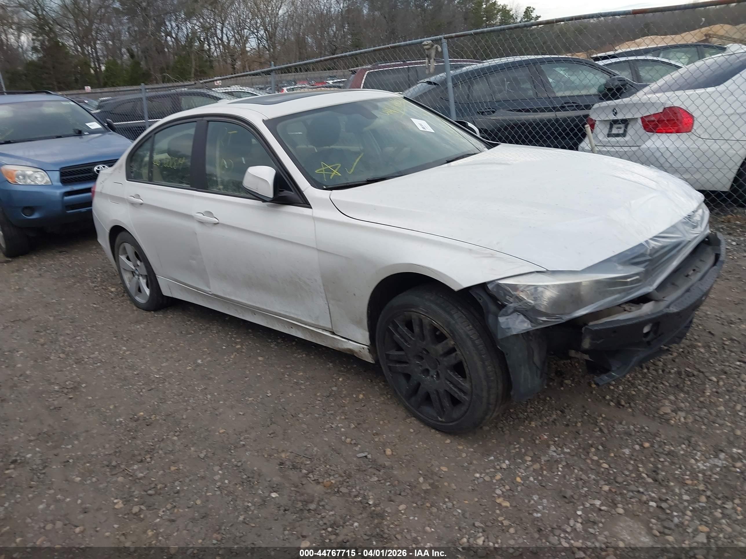 2013 BMW 3 Series 328i xDrive, VIN WBA3B5C58DF590928 — Stripped