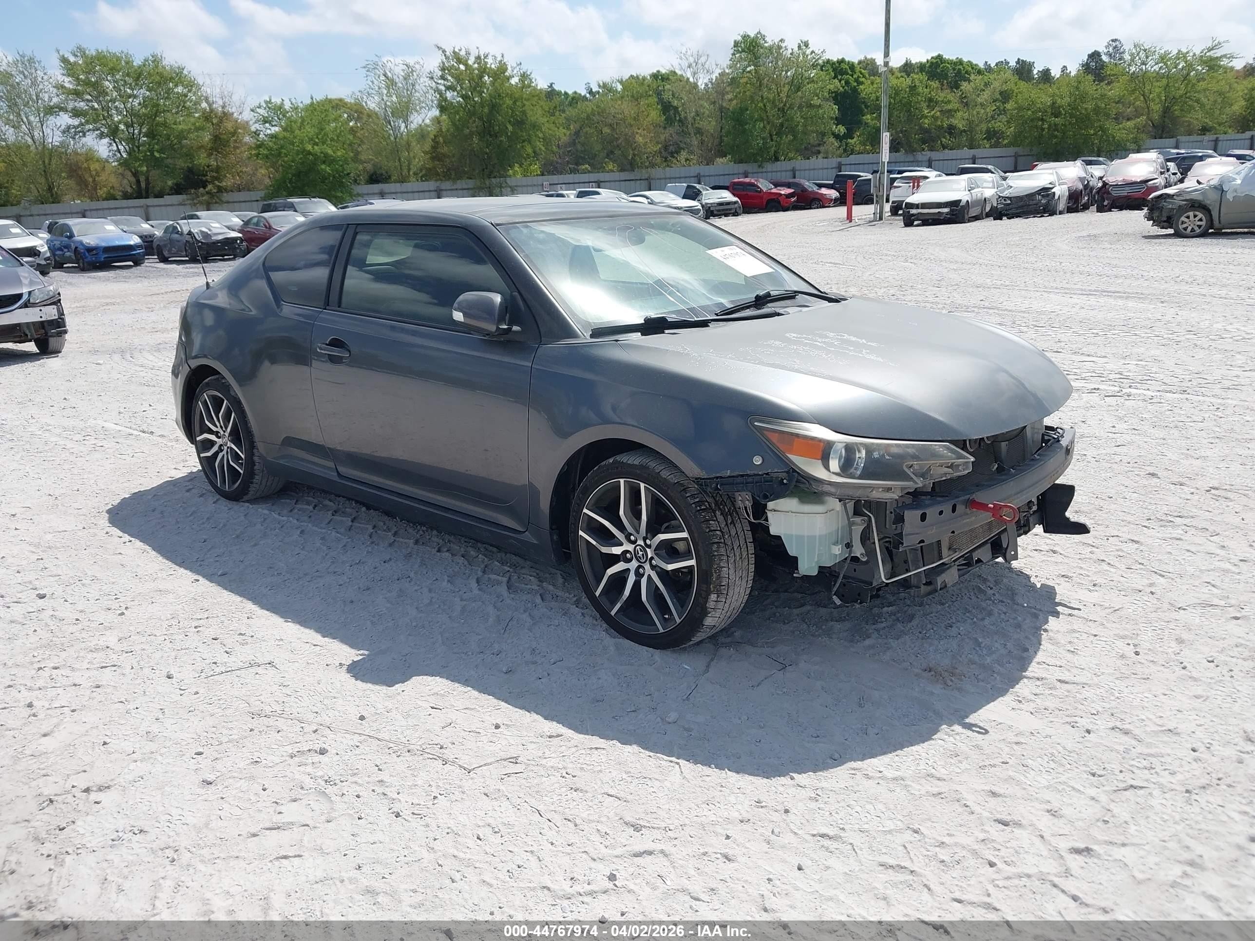 2014 Scion tC, VIN JTKJF5C79E3080373 — Front end