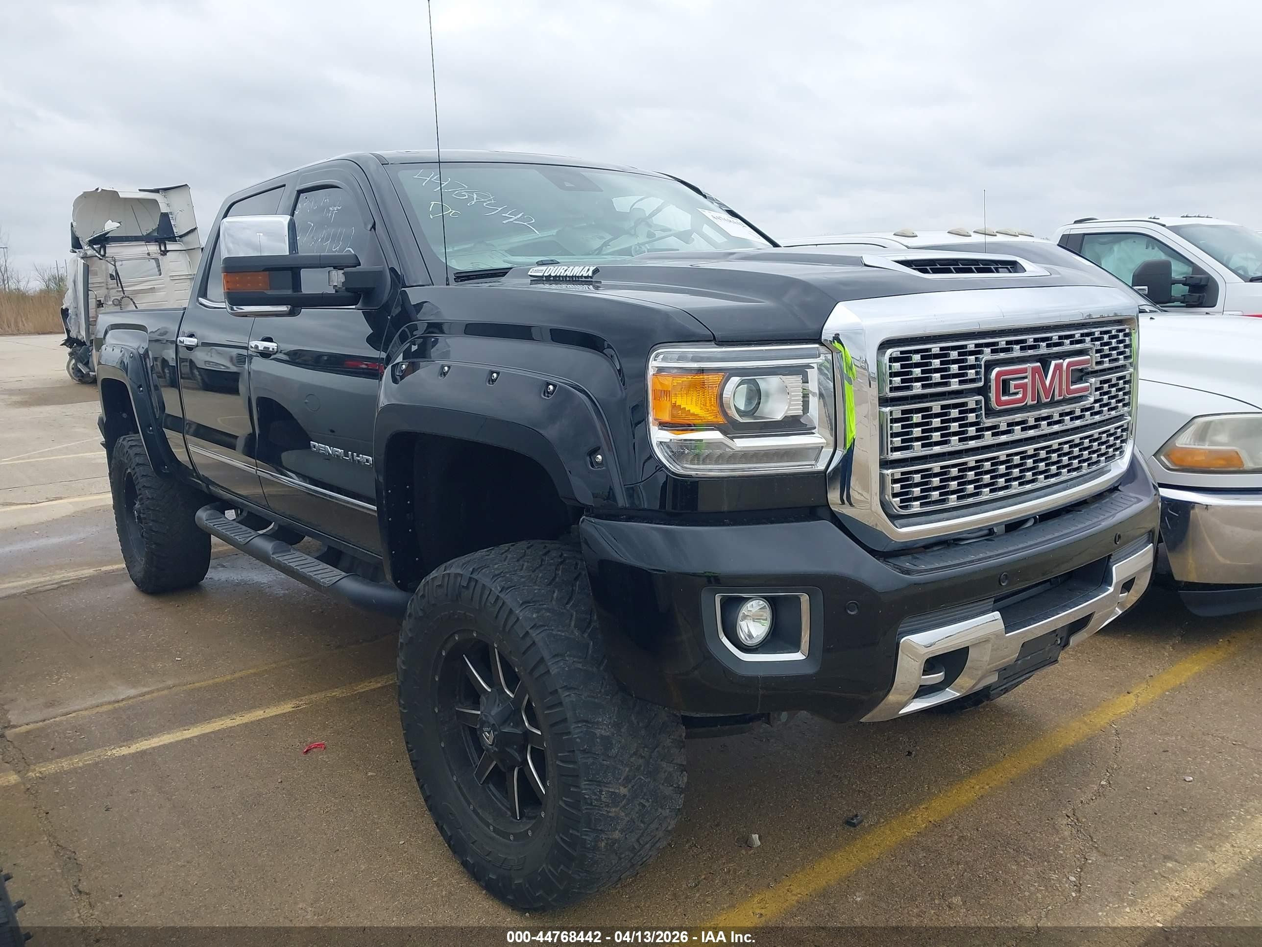 2019 GMC Sierra 2500HD Denali, VIN 1GT12SEY8KF148731 — Hail