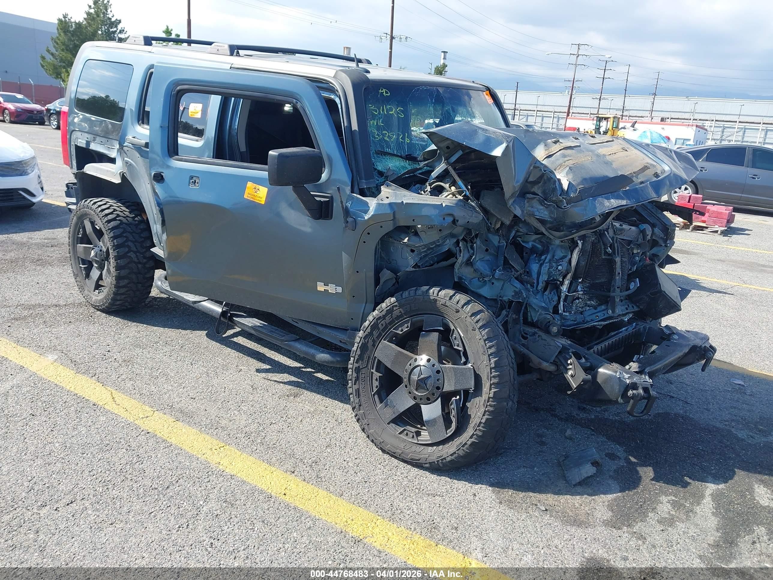 2006 Hummer H3, VIN 5GTDN136668143109 — Бок