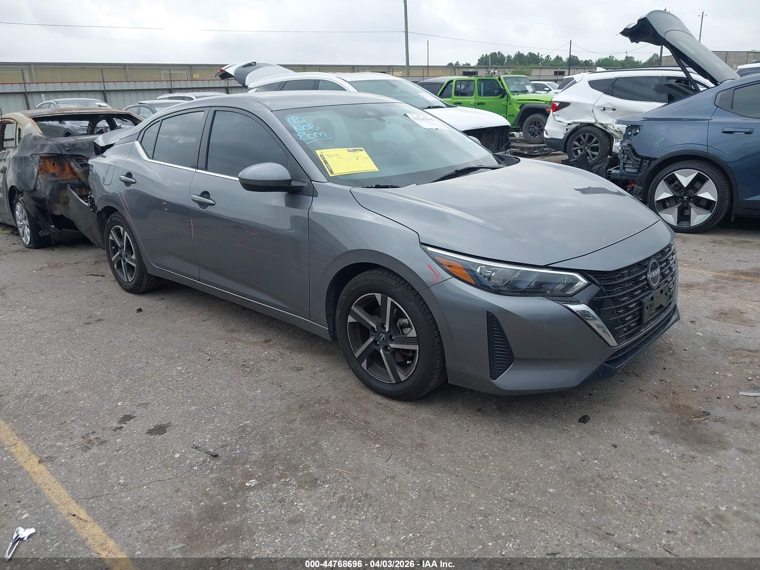 2024 Nissan Sentra SV, VIN 3N1AB8CV9RY305586 — Rear end