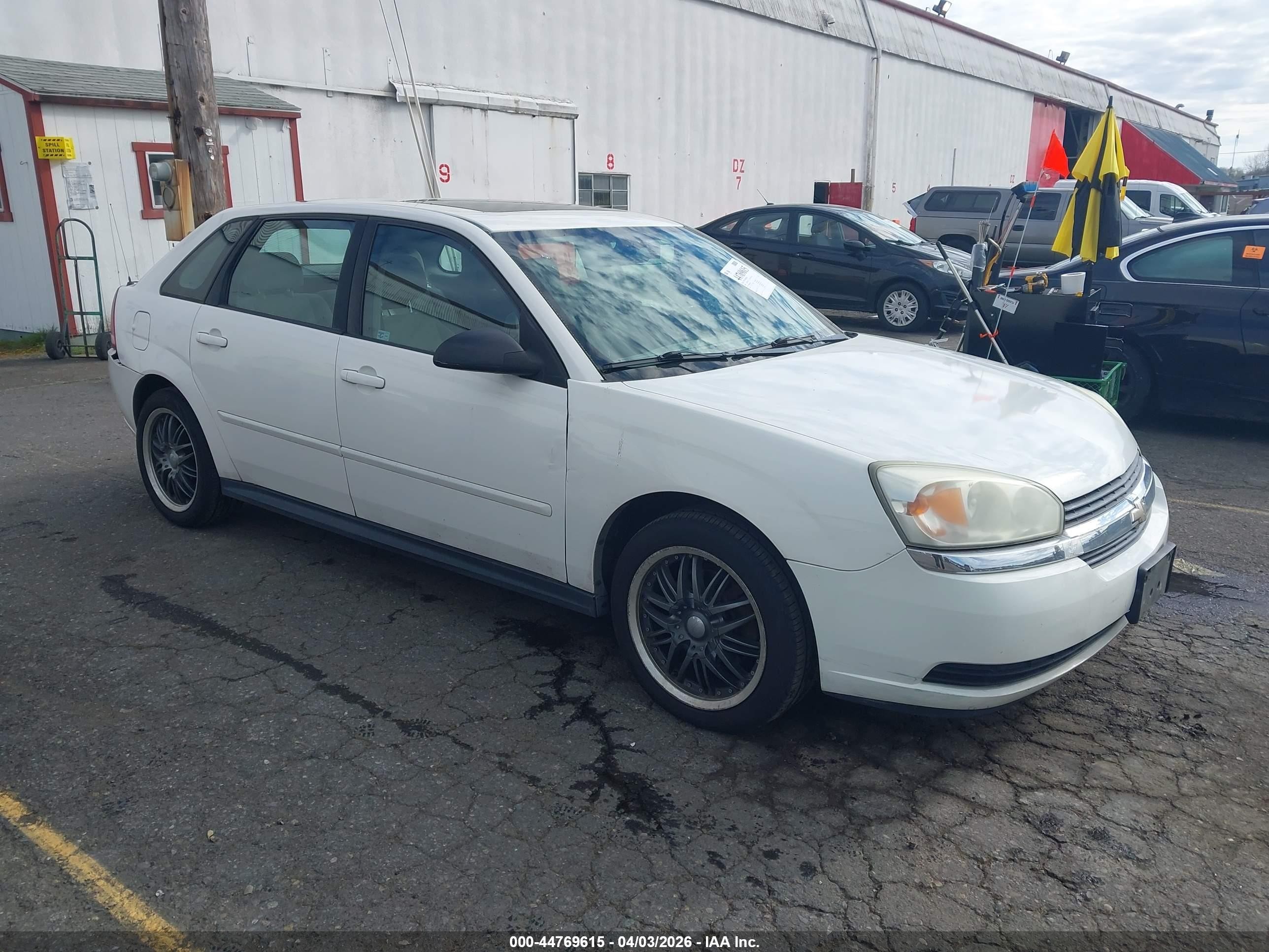 2004 Chevrolet Malibu Maxx LS, VIN 1G1ZT64864F213984 — Rear end