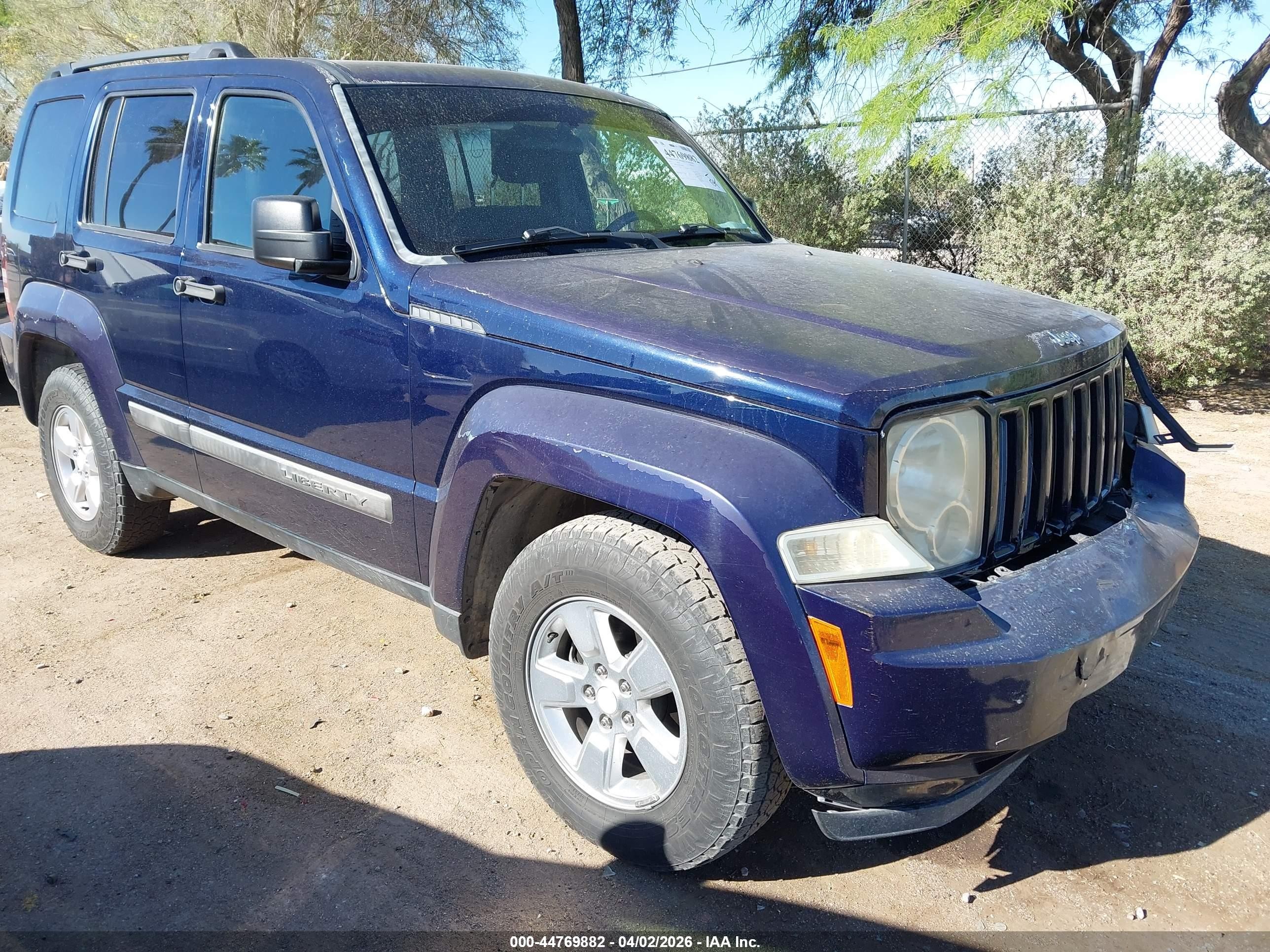 2012 Jeep Liberty Sport, VIN 1C4PJMAK0CW189463 — Перед