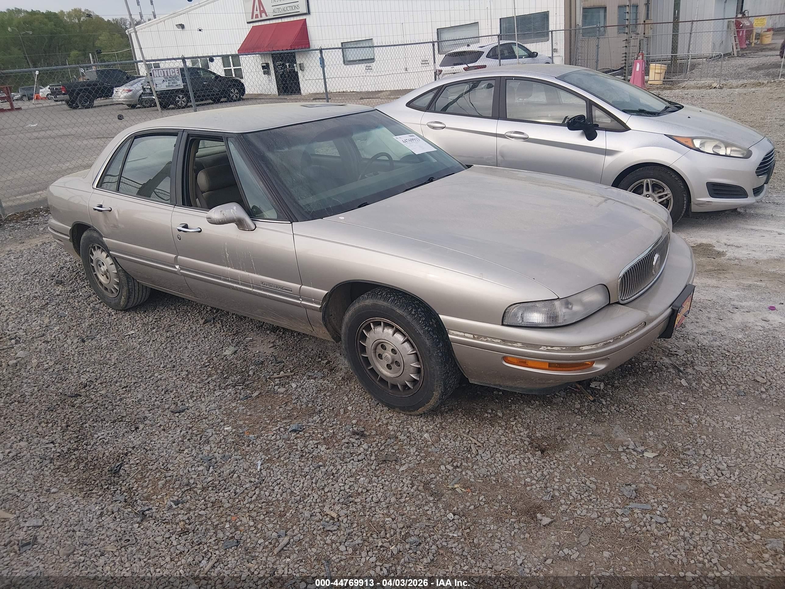 1997 Buick LeSabre Limited, VIN 1G4HR52K2VH446868 — Side