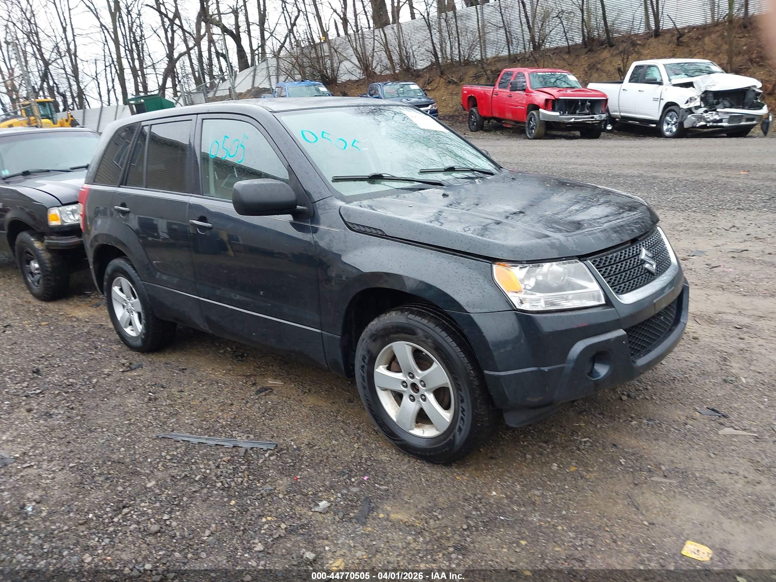 2010 Suzuki Grand Vitara Premium, VIN JS3TD0D22A4101078 — Бок