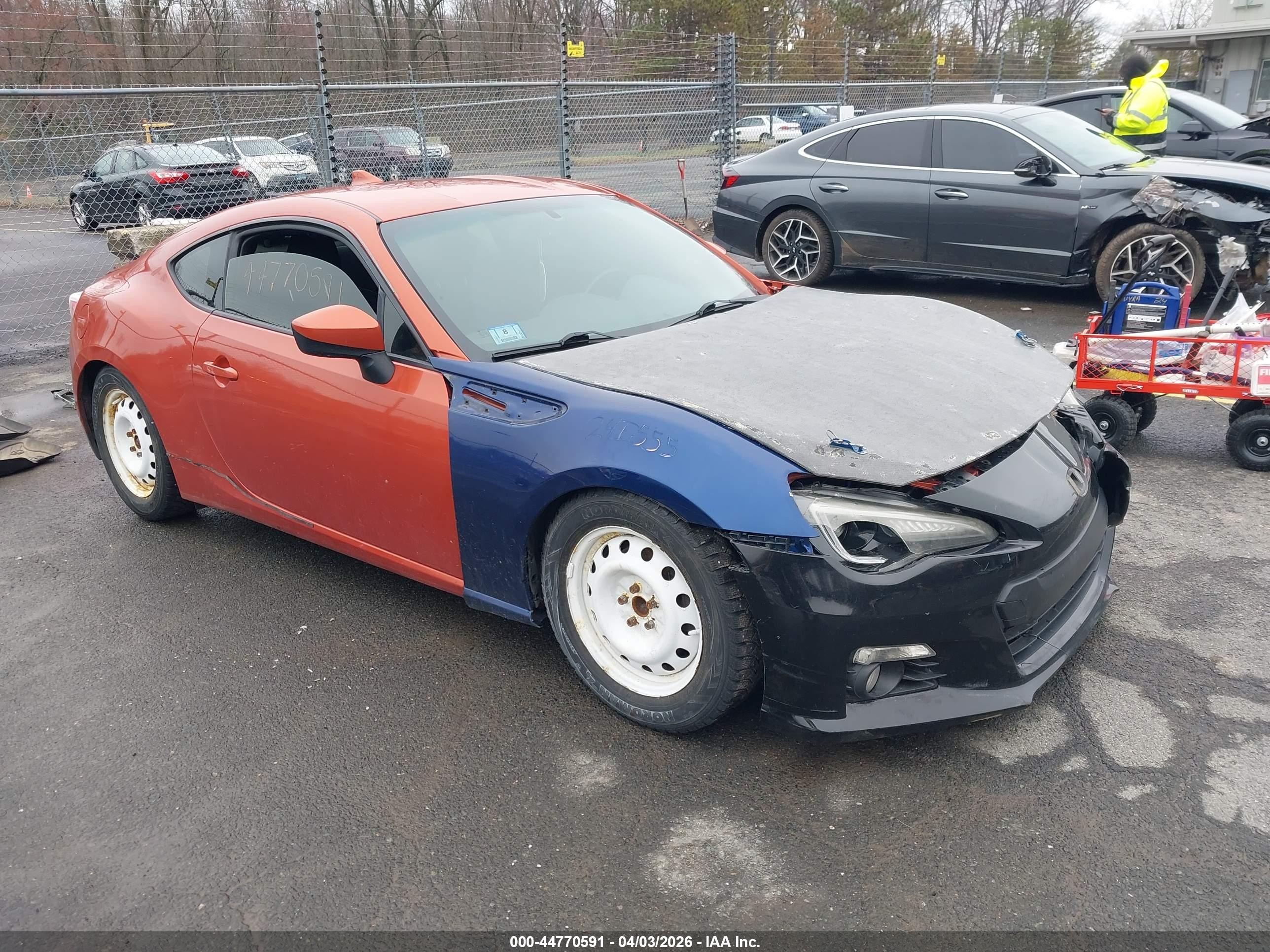 2016 Scion FR-S, VIN JF1ZNAA18G9707462 — Front end
