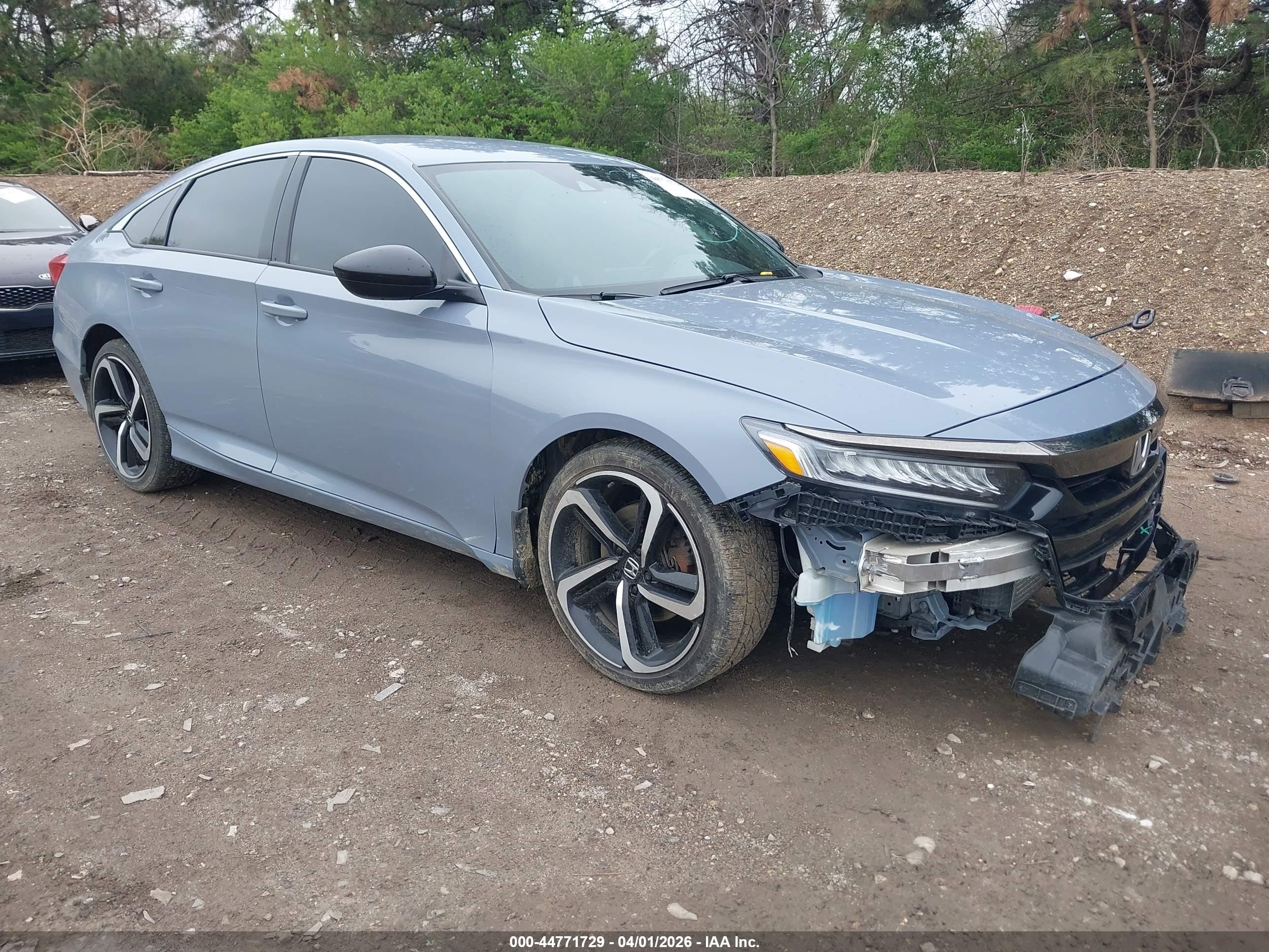 2022 Honda Accord Sport, VIN 1HGCV1F32NA083052 — Front end