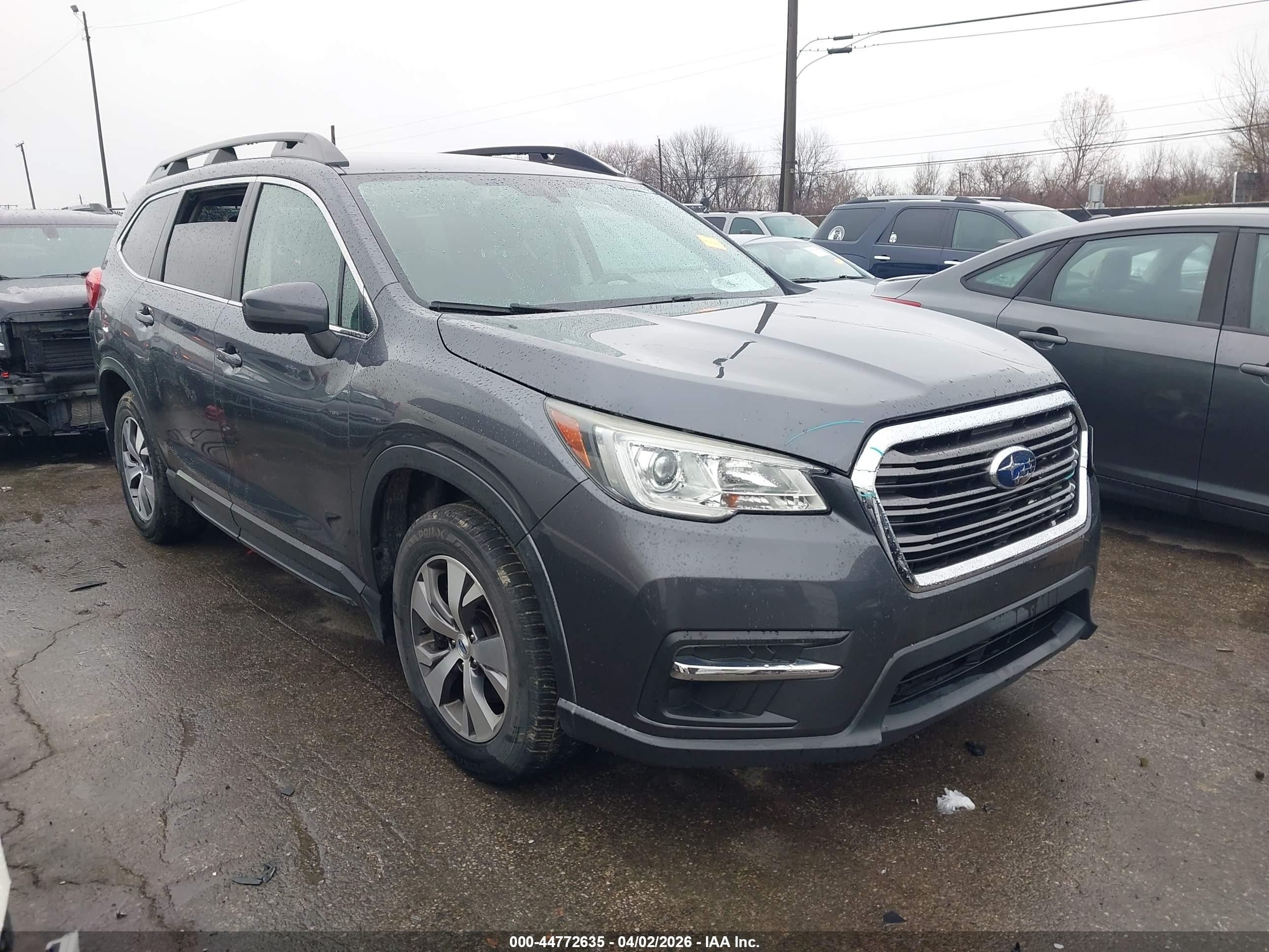 2020 Subaru Ascent Premium, VIN 4S4WMAFD1L3401358 — Side