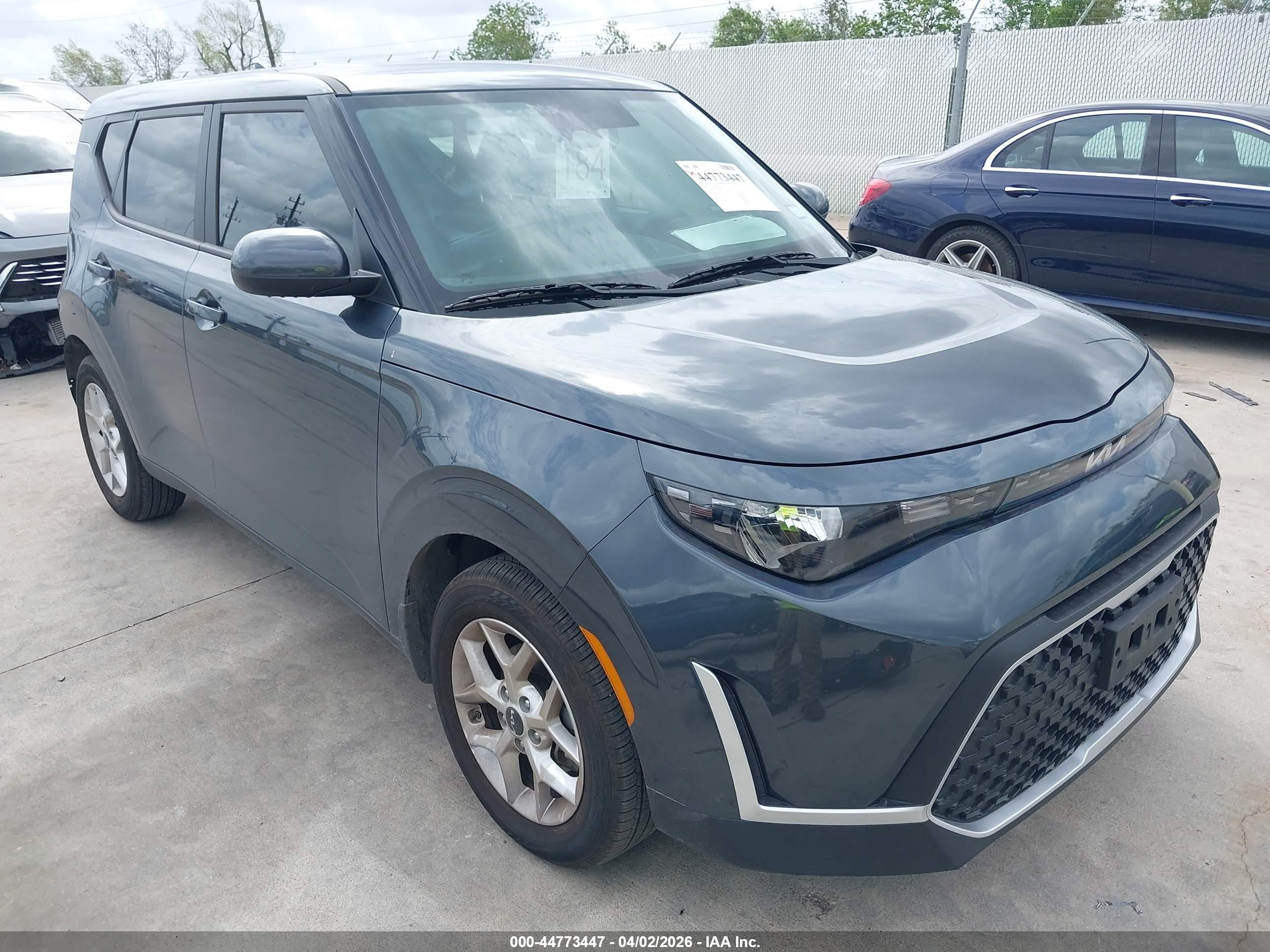 2025 Kia Soul LX, VIN KNDJ23AU0S7268039 — Rear end