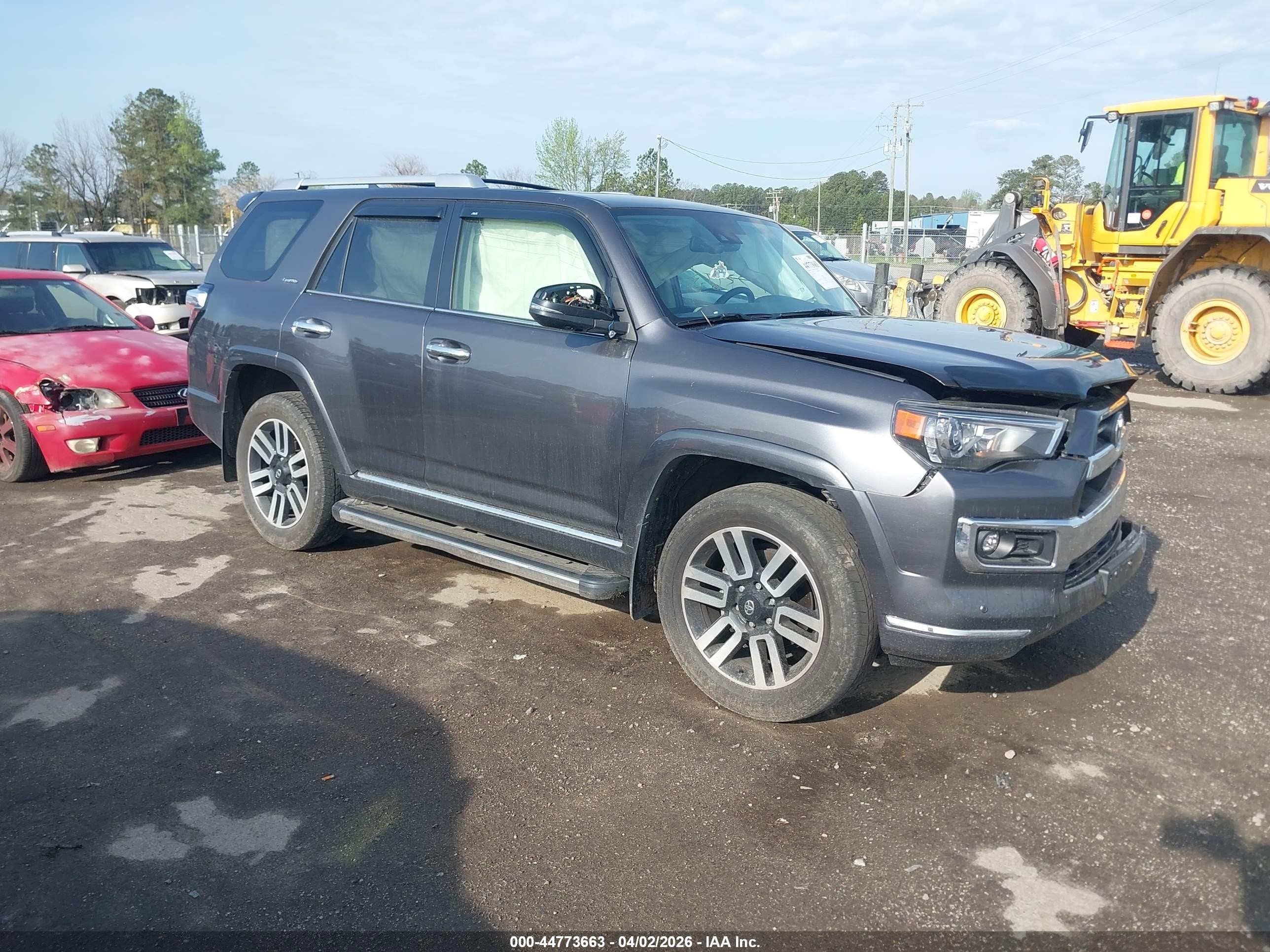 2022 Toyota 4Runner Limited, VIN JTEKU5JR7N5993820 — Front end
