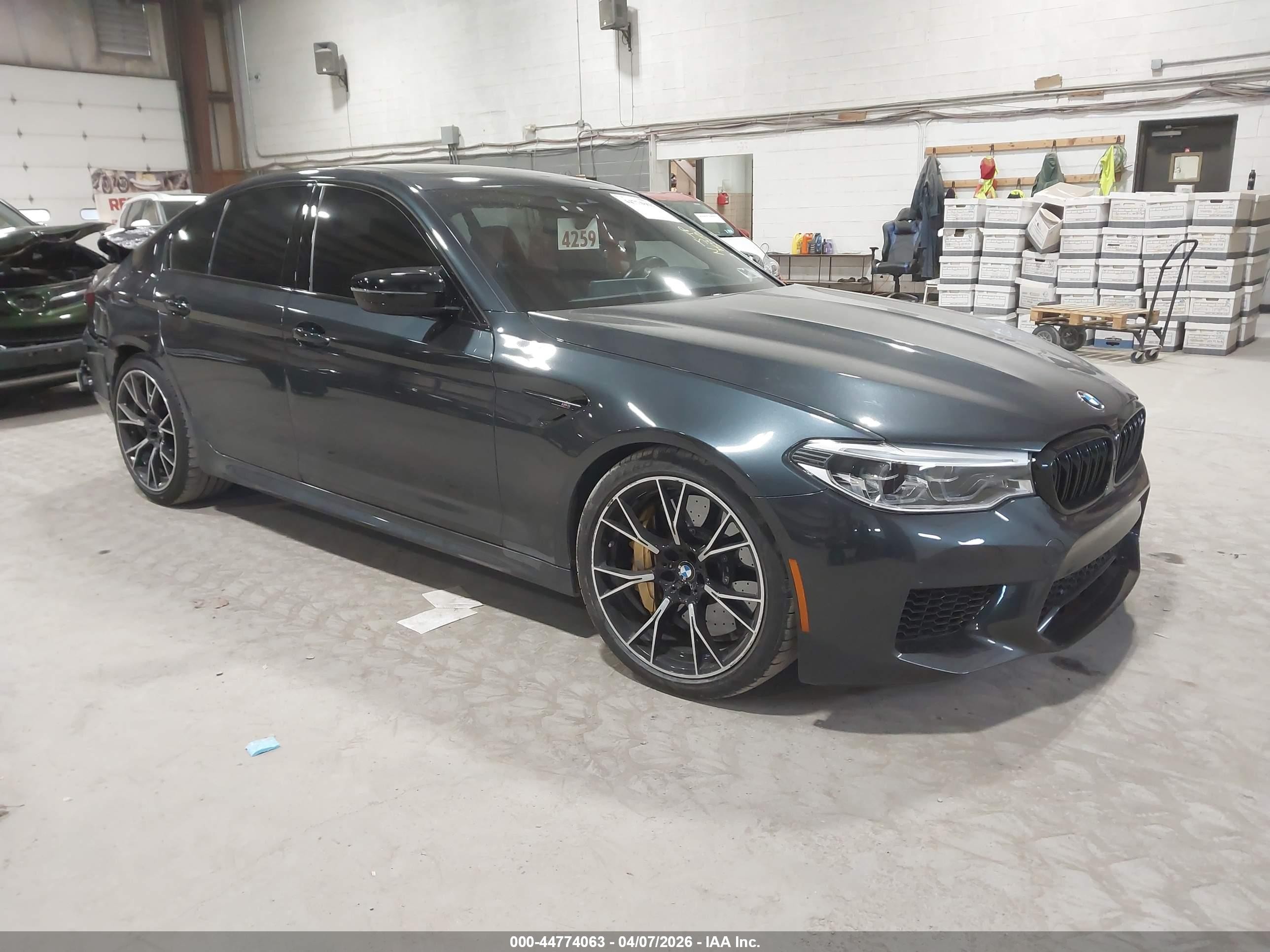 2020 BMW M5, VIN WBSJF0C00LCE42886 — Rear end