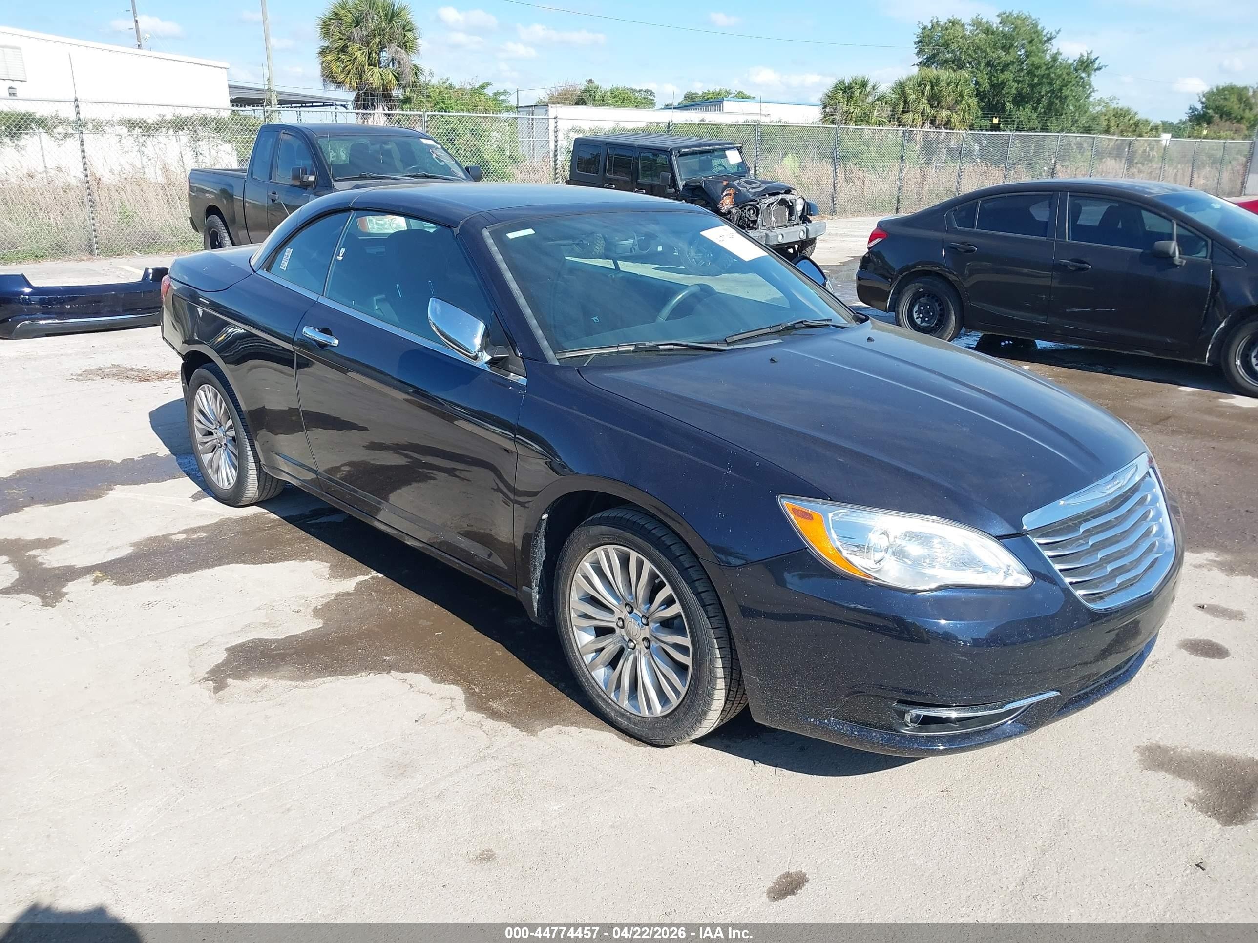 2011 Chrysler 200 Limited, VIN 1C3BC7EG0BN539677 — Зад