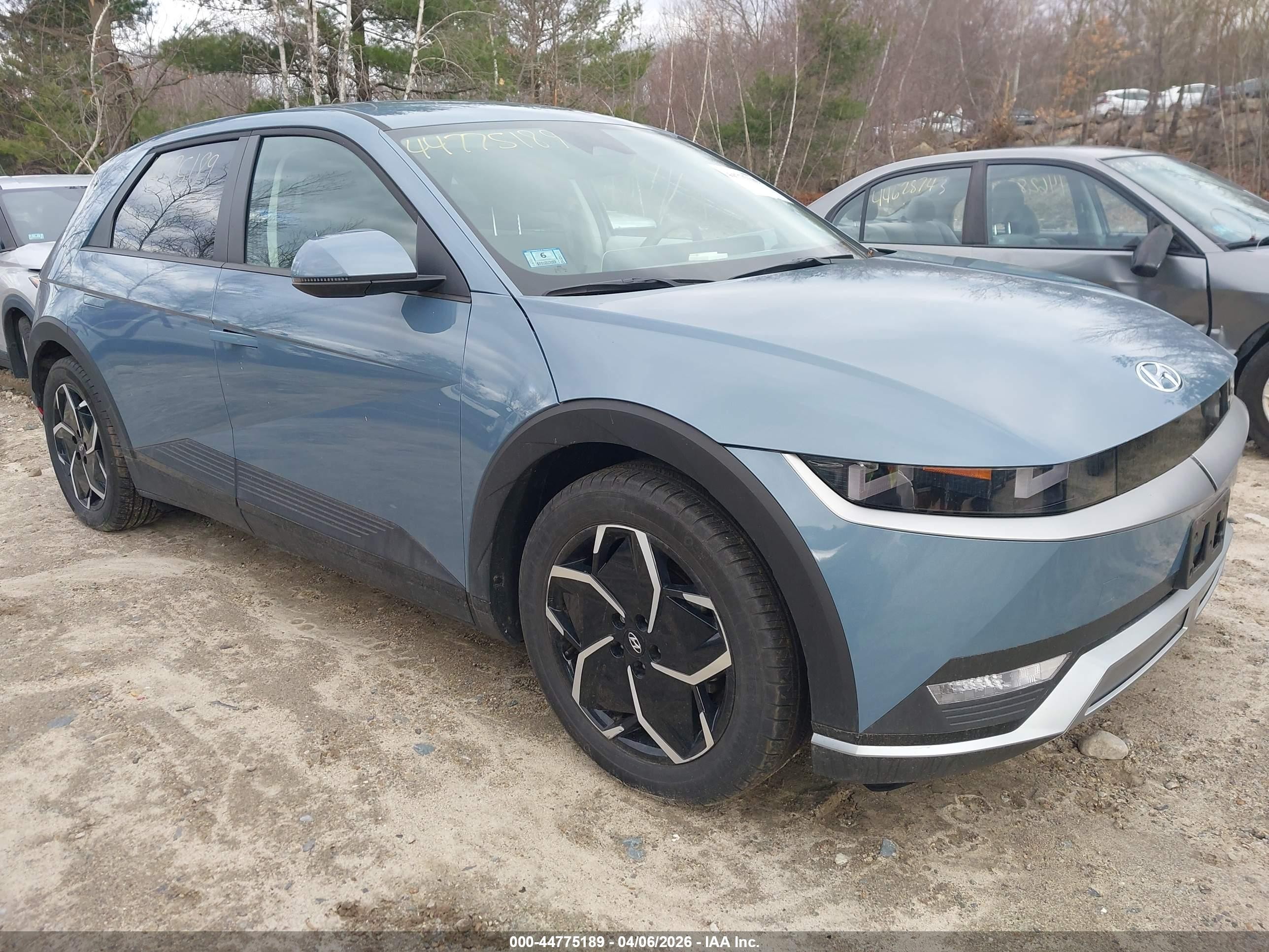 2024 Hyundai Ioniq 5 SE Standard Range, VIN KM8KM4DB4RU276084 — Electrical