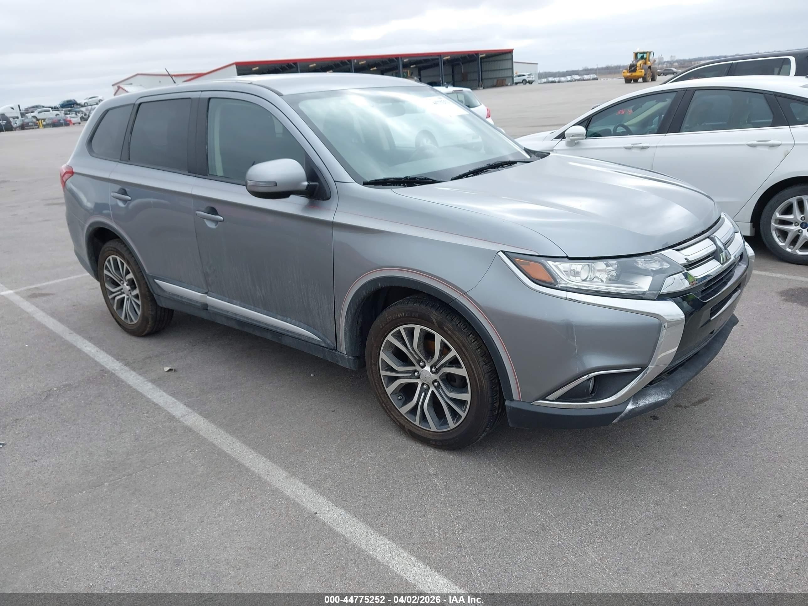 2016 Mitsubishi Outlander SE, VIN JA4AZ3A35GZ002833 — Mechanical