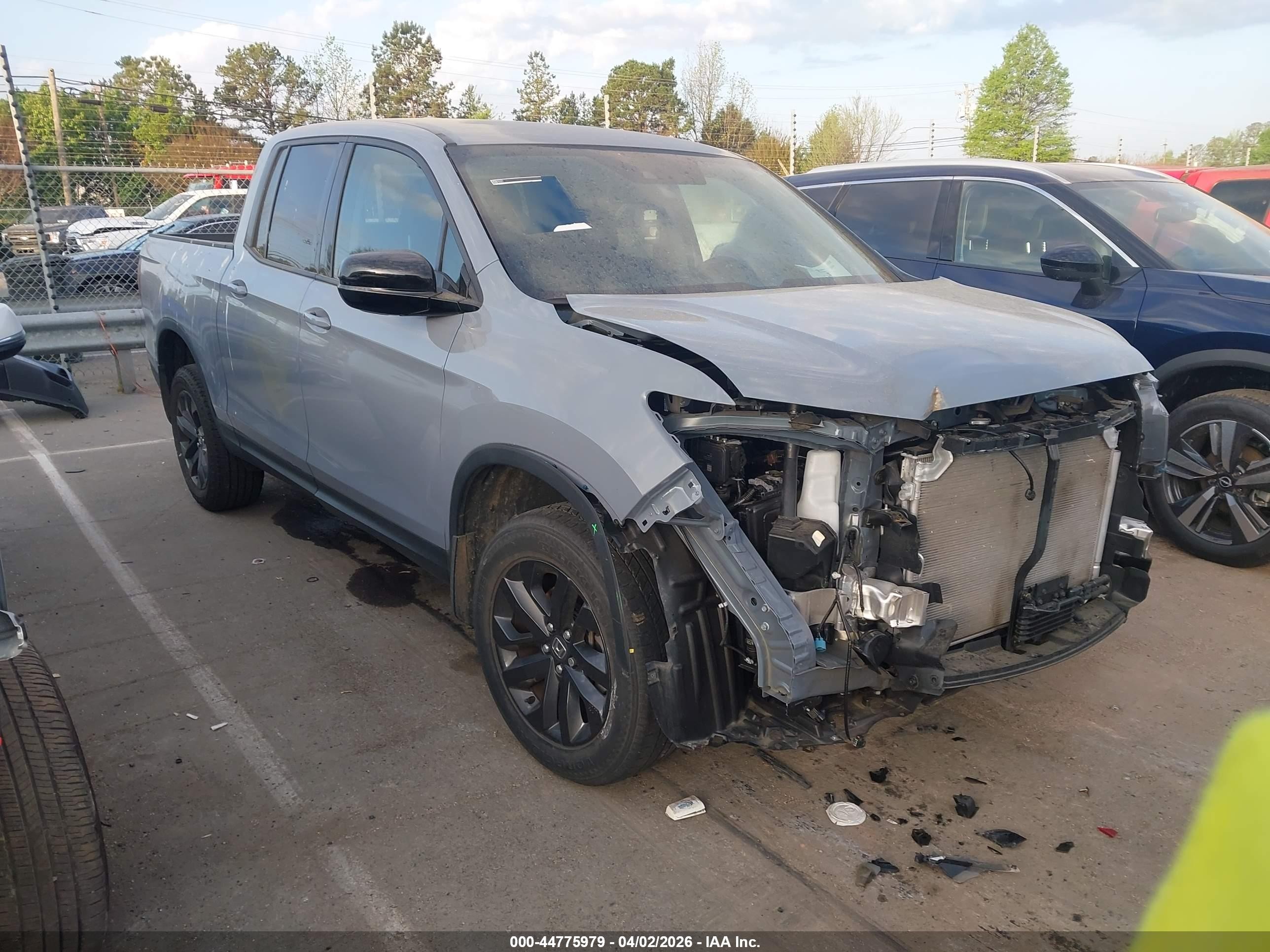2024 Honda Ridgeline Sport, VIN 5FPYK3F14RB018974 — Front end