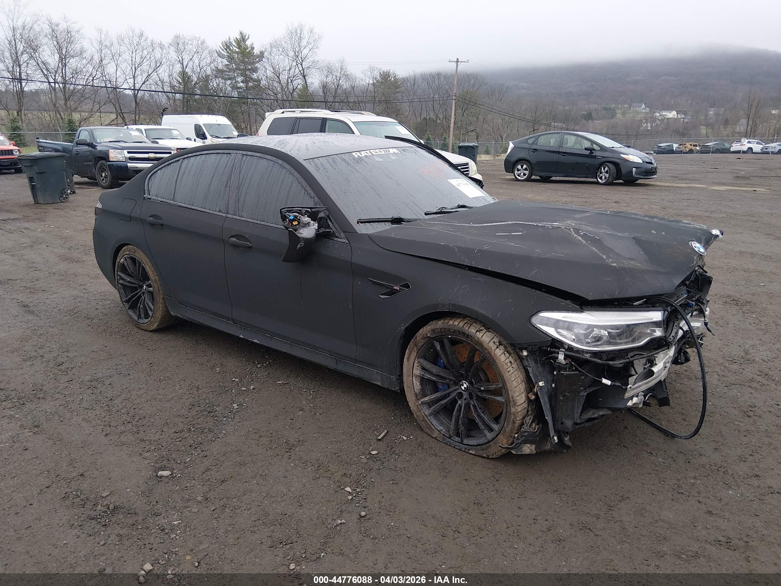 2020 BMW M5, VIN WBSJF0C02LCE36202 — Front end