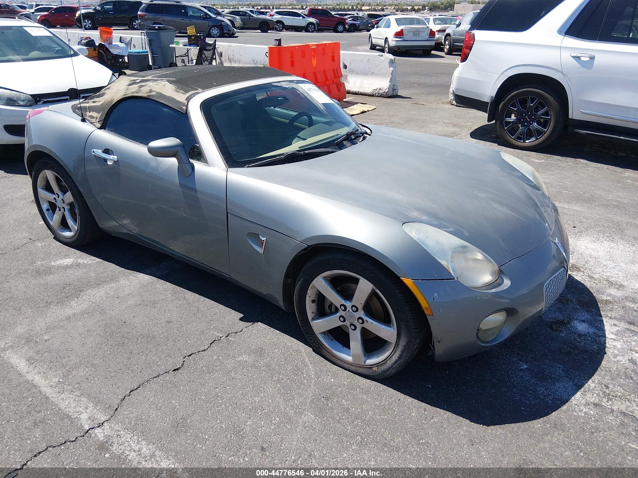2007 Pontiac Solstice, VIN 1G2MB35B97Y125909 — Normal wear