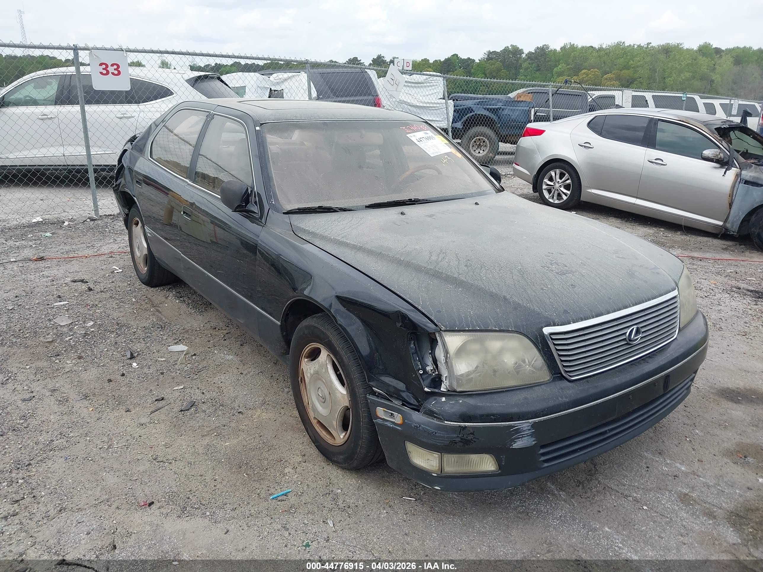 1998 Lexus LS 400, VIN JT8BH28F0W0103643 — Rear end