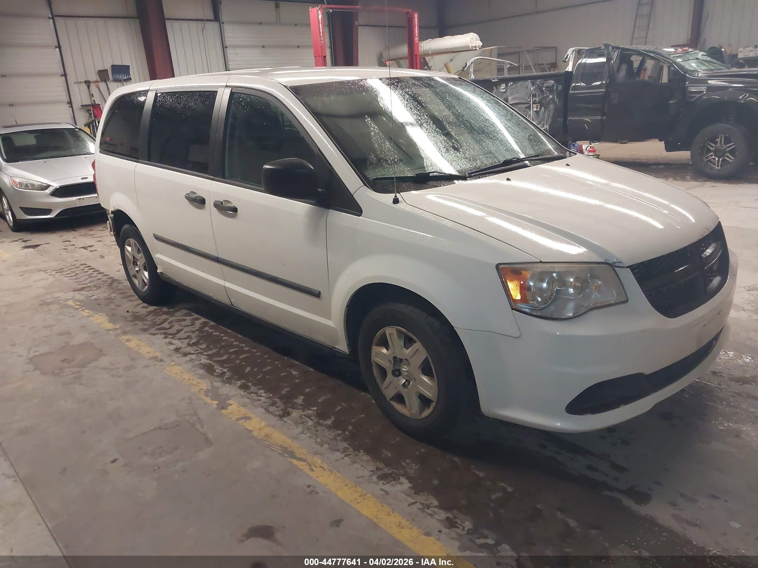 2013 Ram Cargo Van Tradesman, VIN 2C4JRGAG5DR784184 — Rear end
