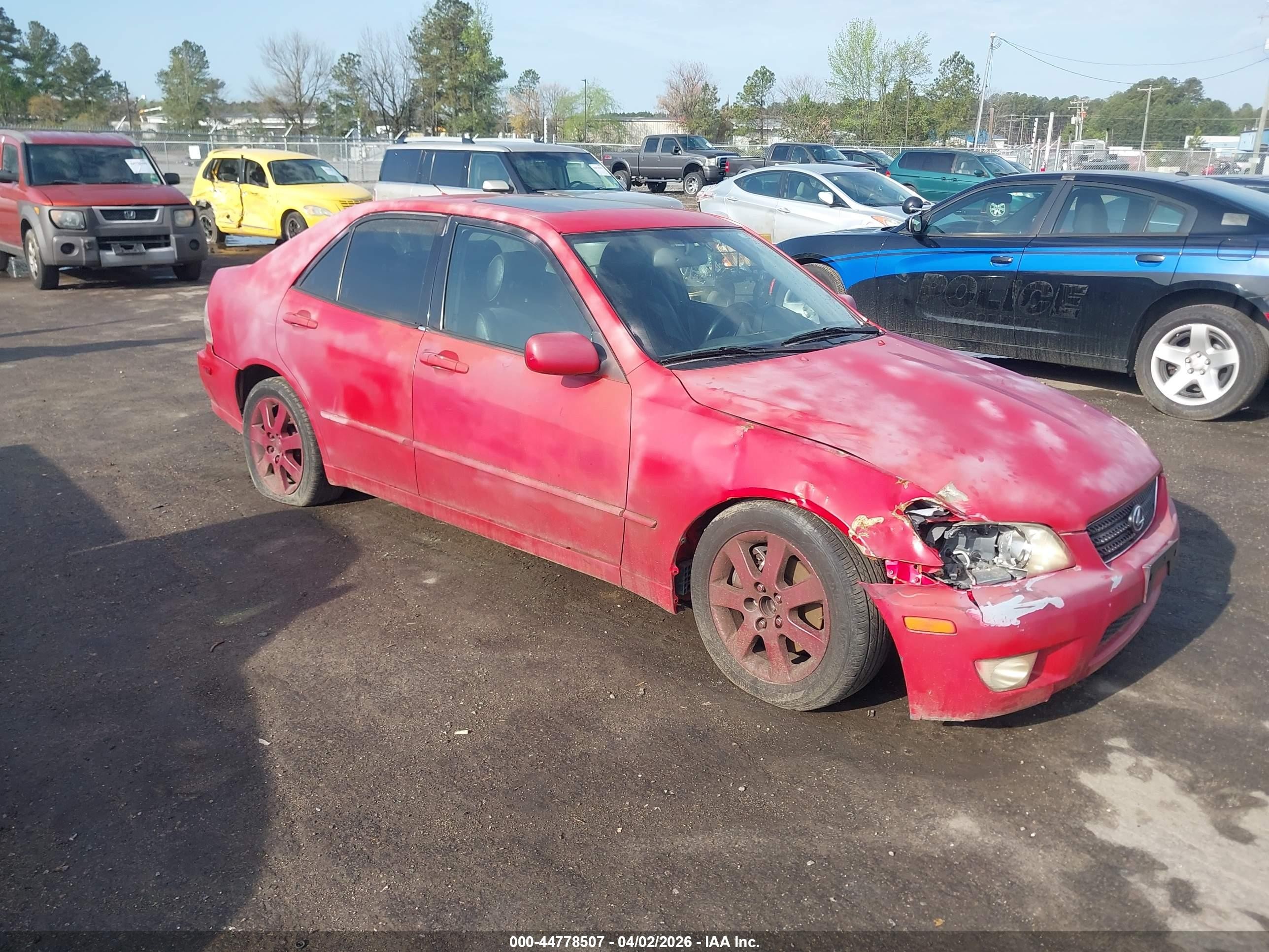 2002 Lexus IS 300/350, VIN JTHBD192620041533 — Front end