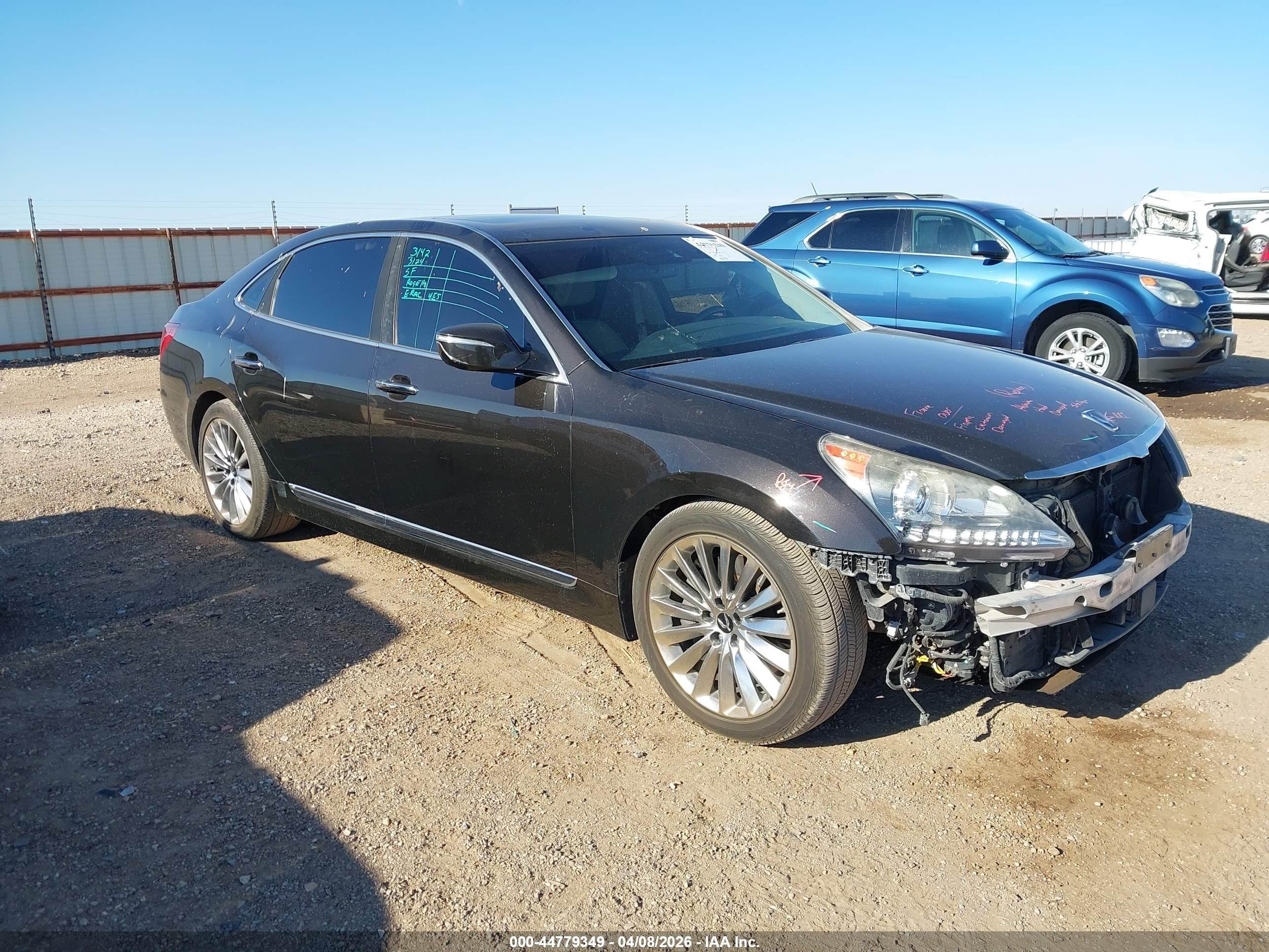2014 Hyundai Equus Signature, VIN KMHGH4JH9EU075911 — Front end