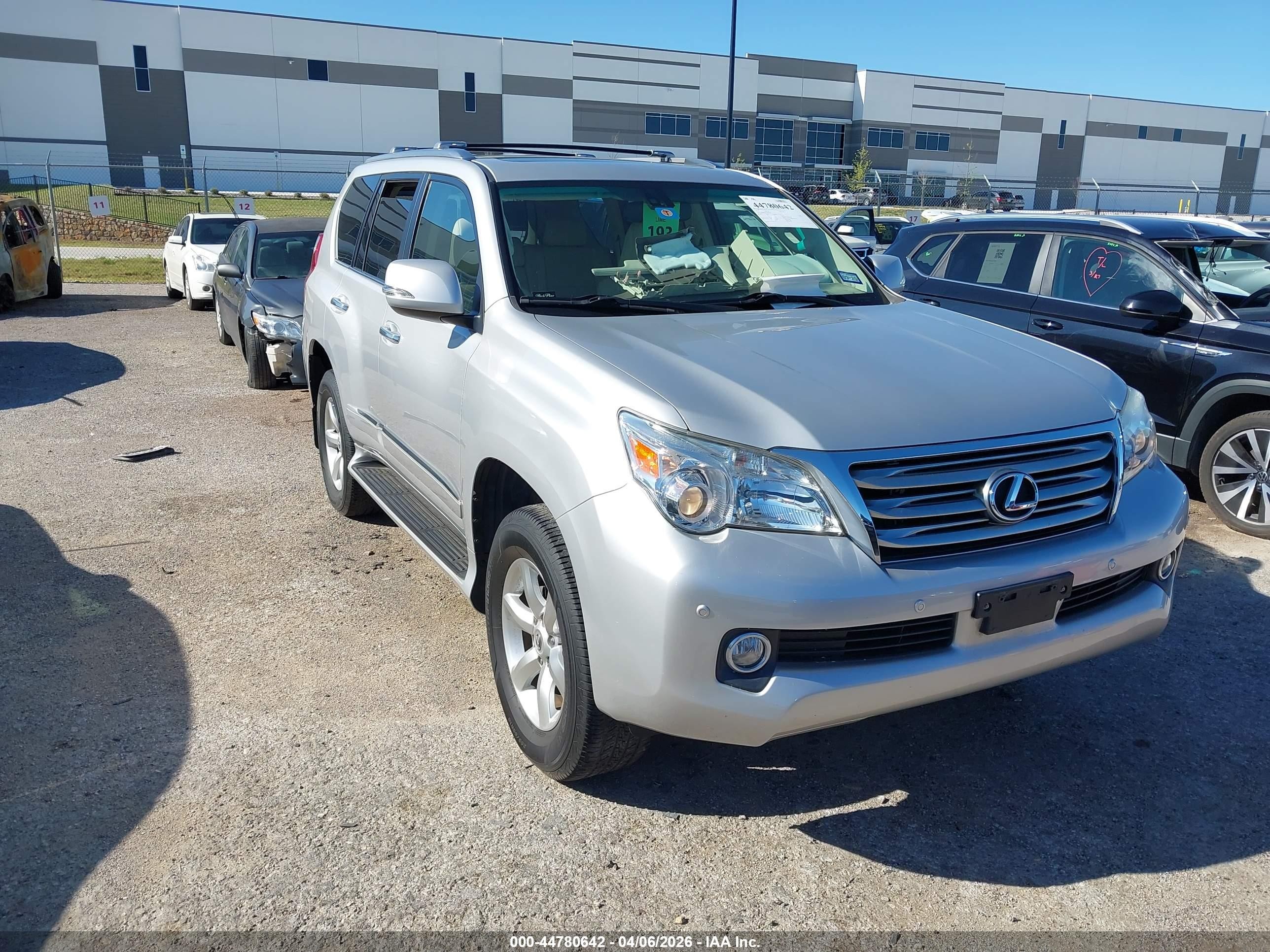 2013 Lexus GX 460, VIN JTJBM7FX1D5056870 — Стихия