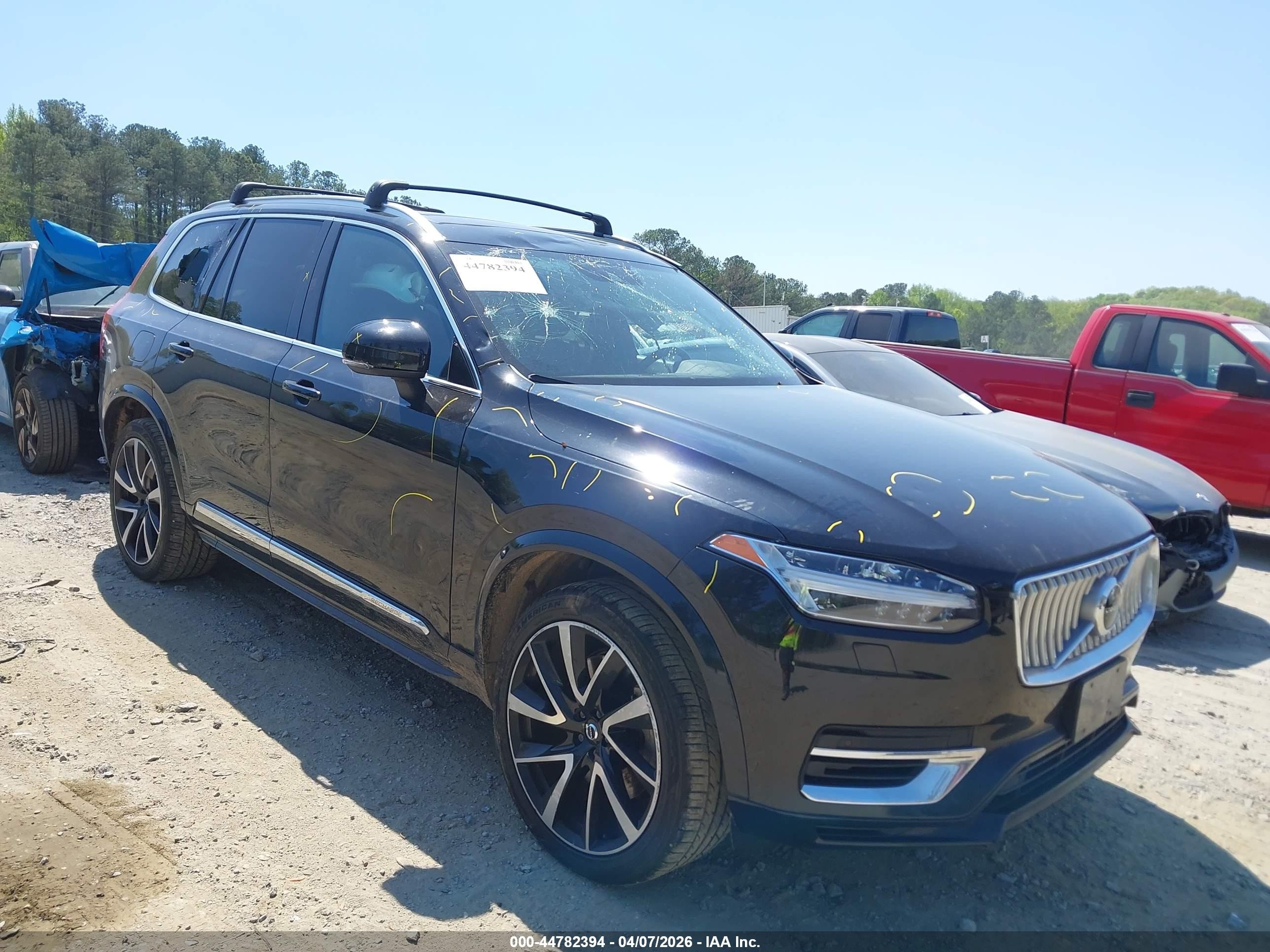 2022 Volvo XC90 Inscription Expression, VIN YV4BR0CZ3N1806776 — Крыша