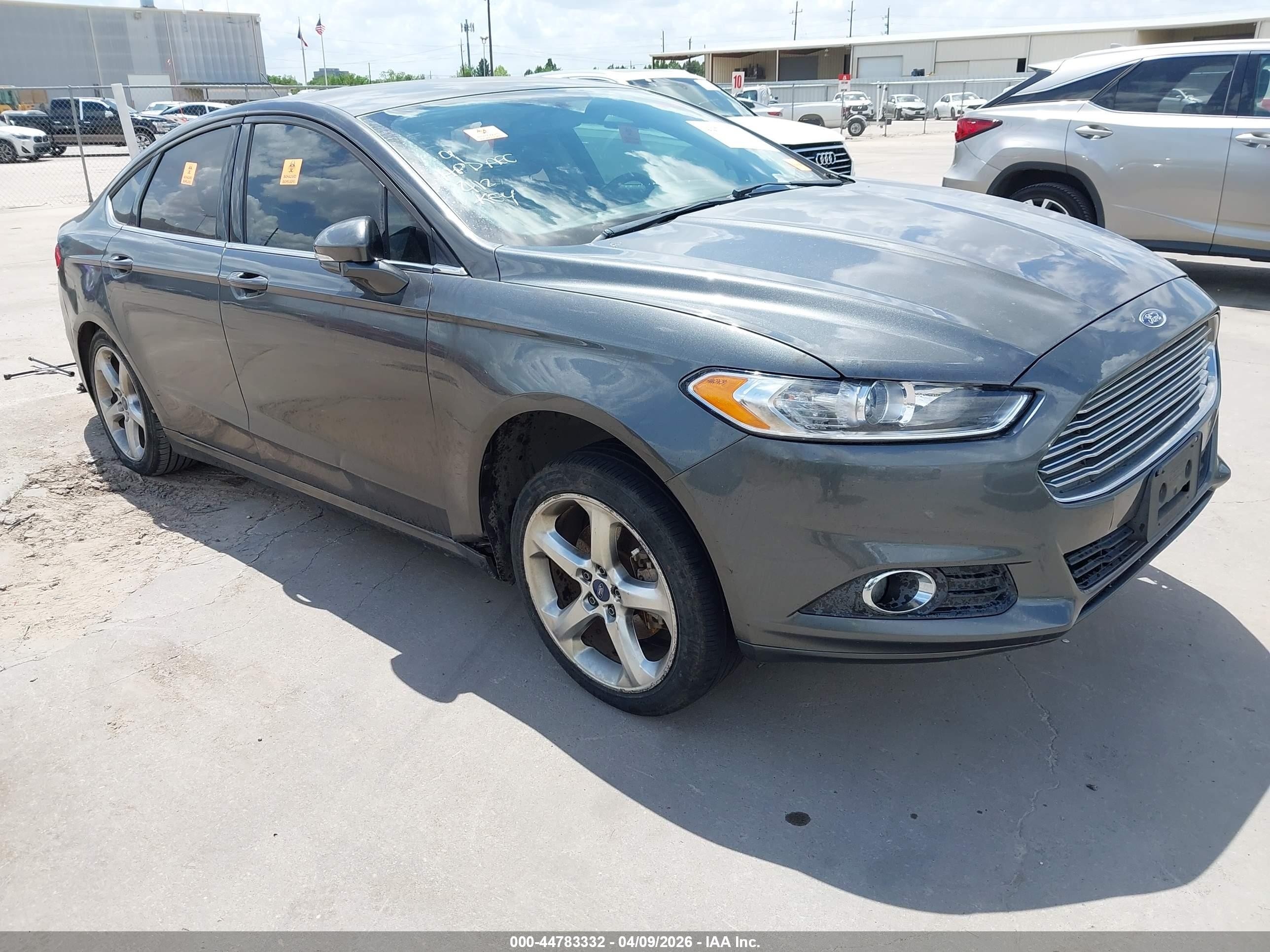 2015 Ford Fusion SE, VIN 3FA6P0H77FR263639 — Front end